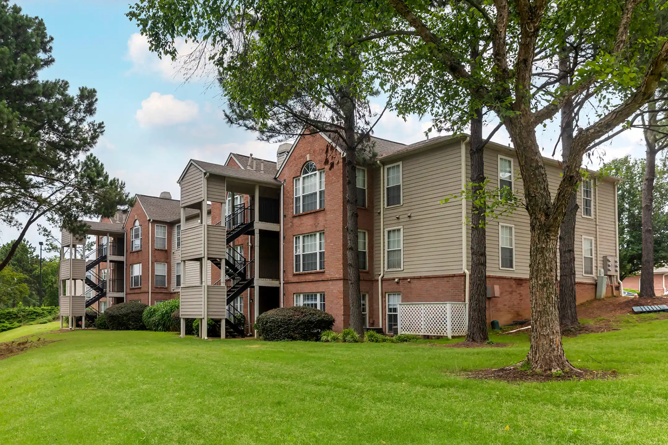 Southaven Pointe Apartments Southaven, MS 38671