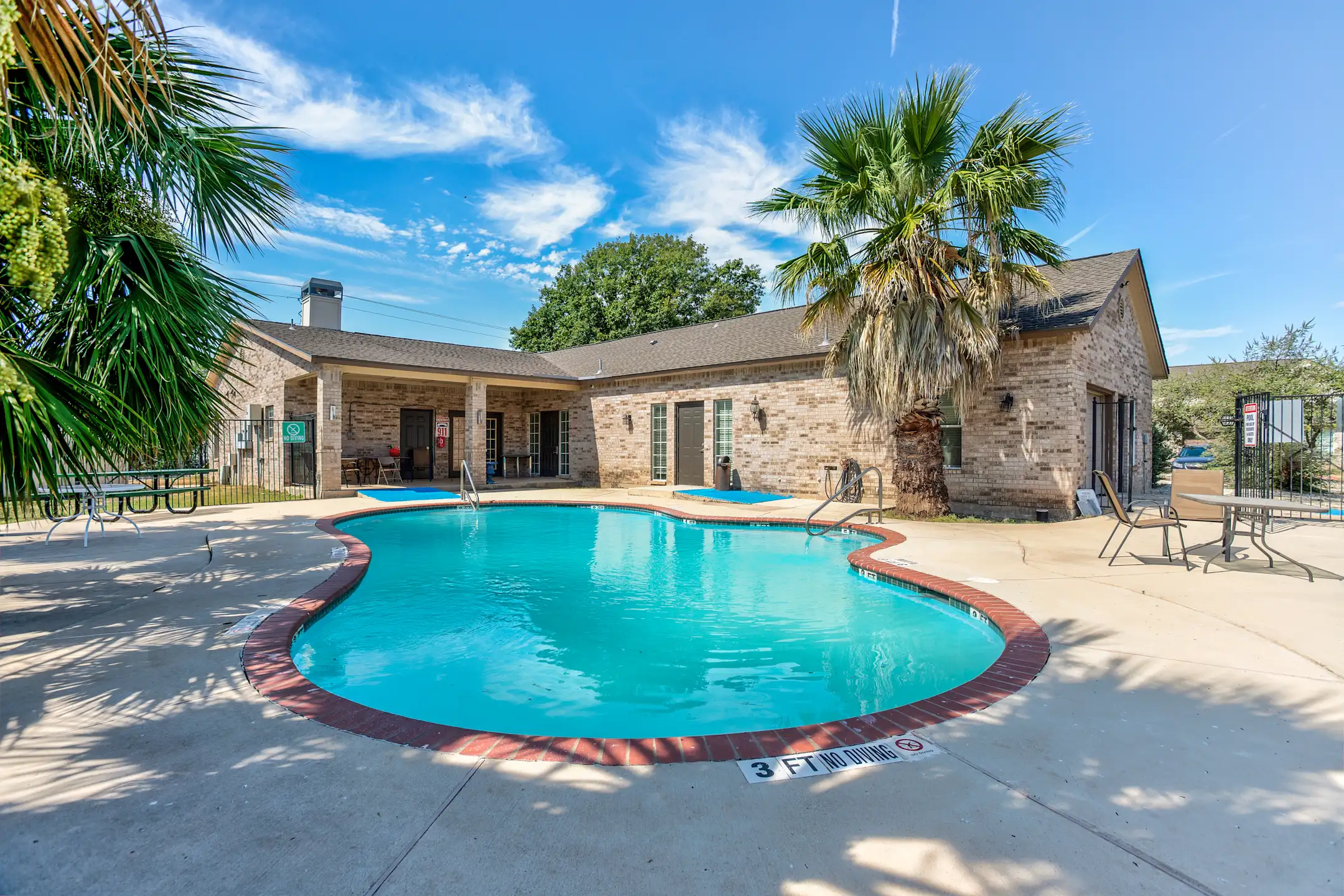 Tuscany Court Apartments 2208 14TH ST Hondo, TX Apartments for Rent