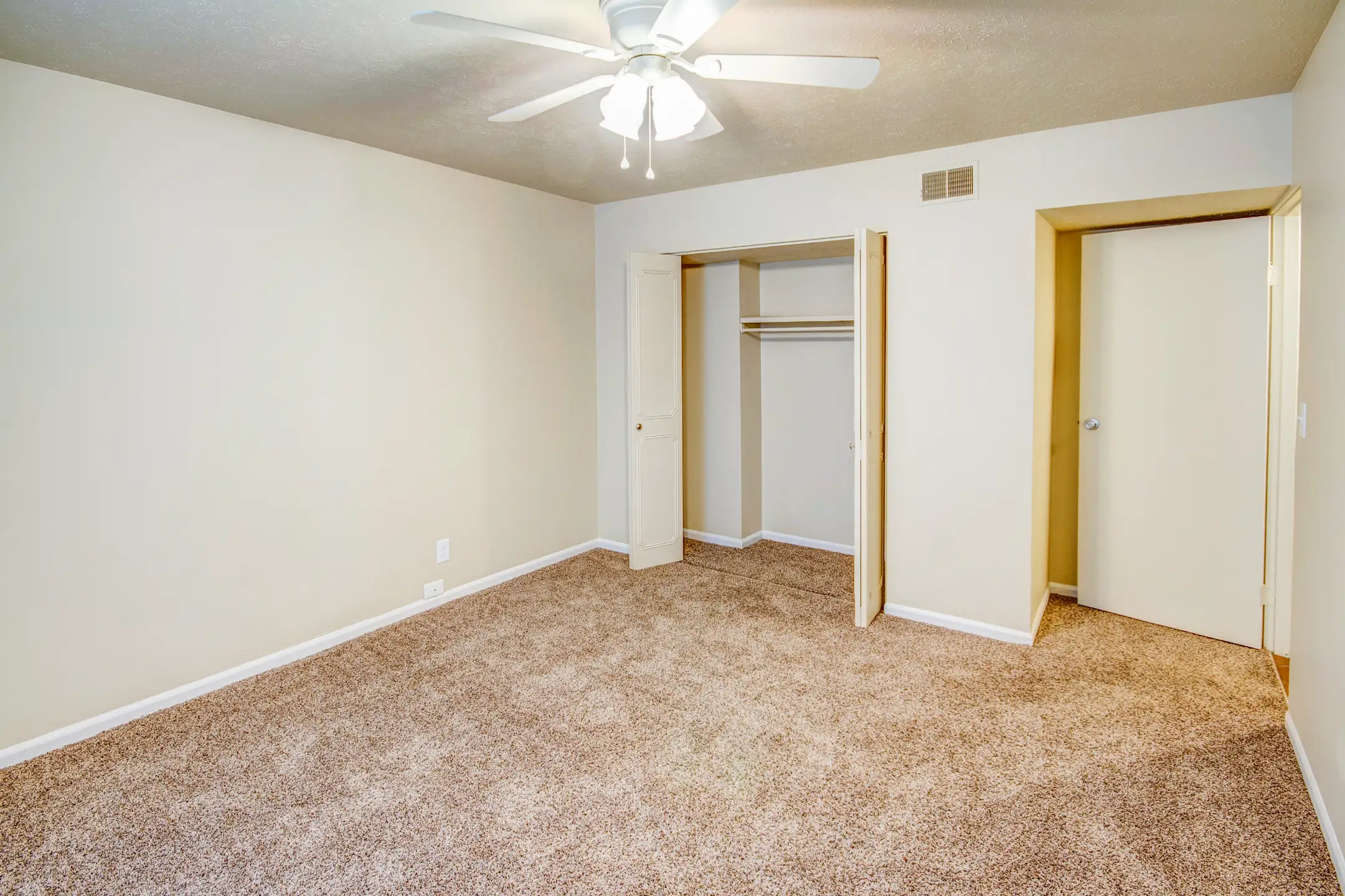 Bridgepoint Apartments - 1919 Viking Dr | Jeffersonville, IN Apartments ...