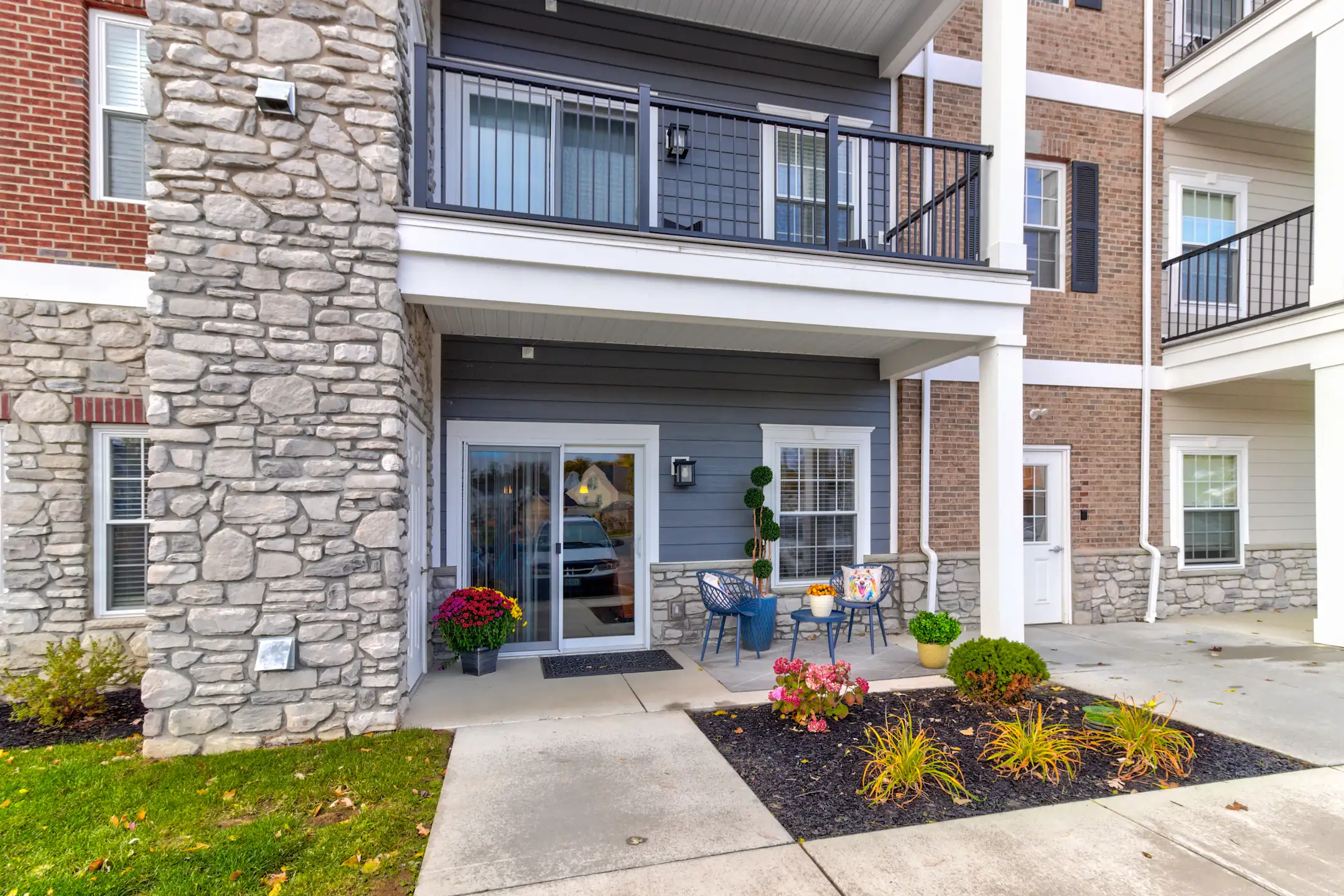 Asher Crossing 121 California Dr Williamsville, NY Apartments for