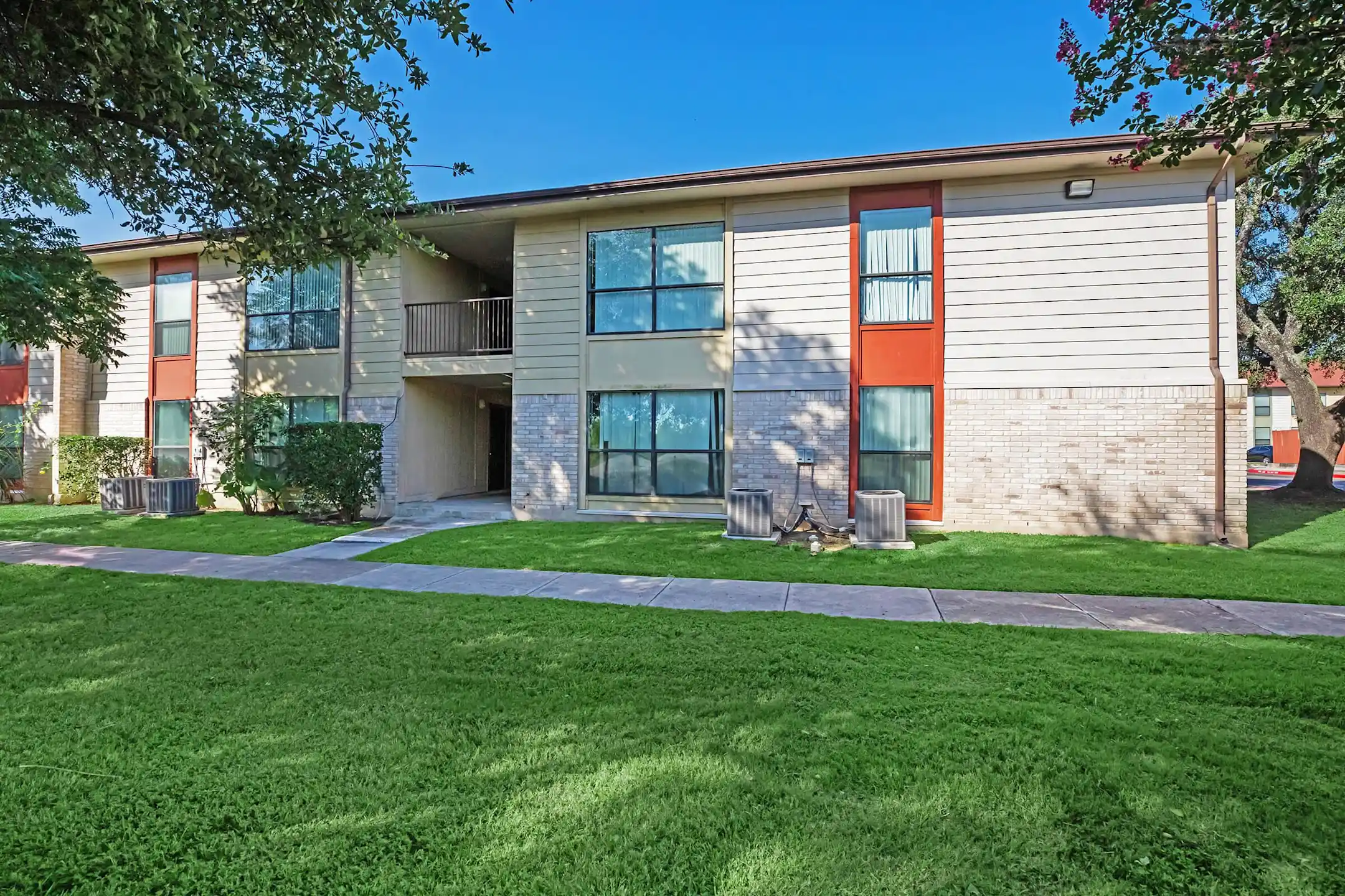 Building - River Trails - San Antonio, TX