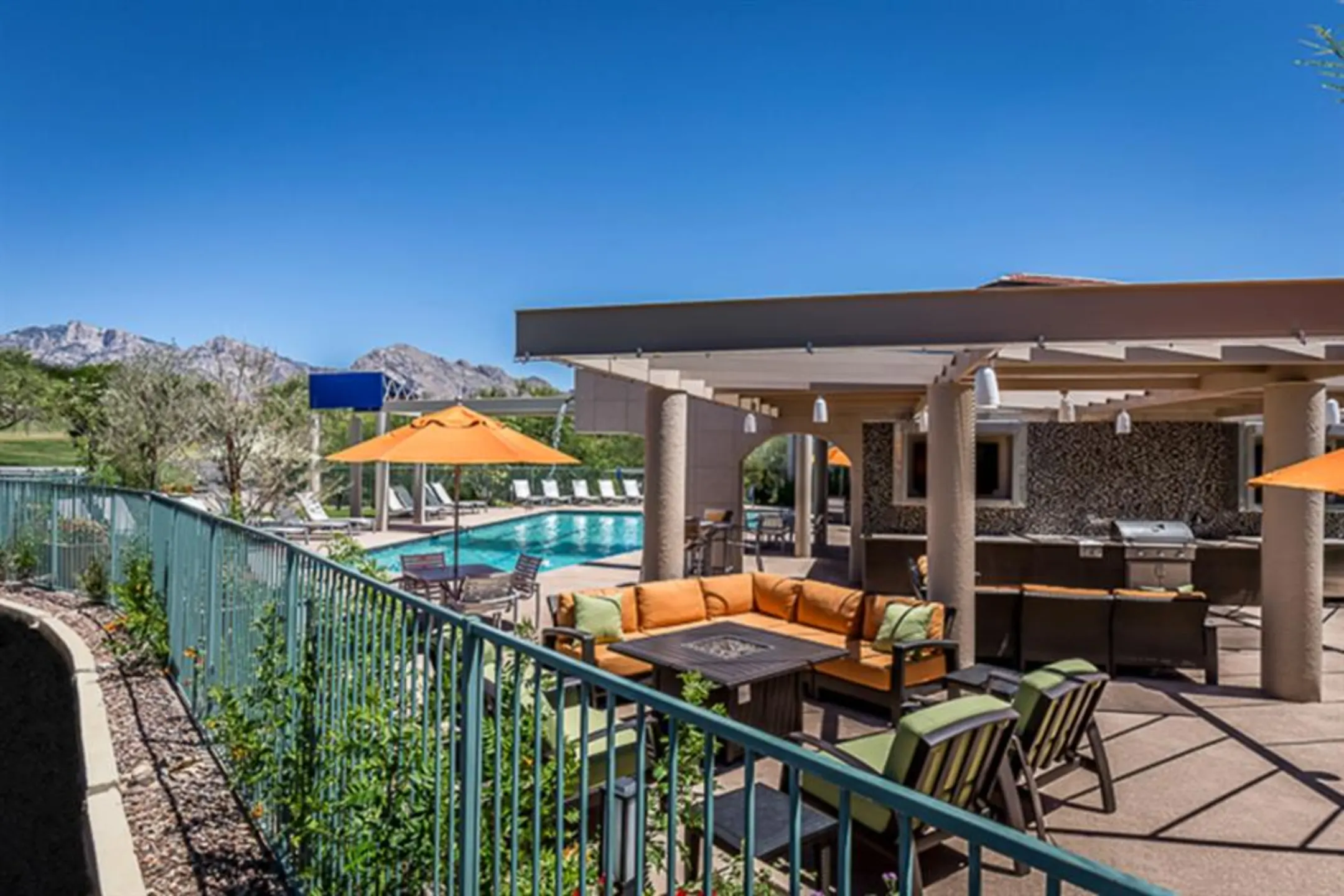 The Golf Villas At Oro Valley Apartments - Tucson, AZ 85737