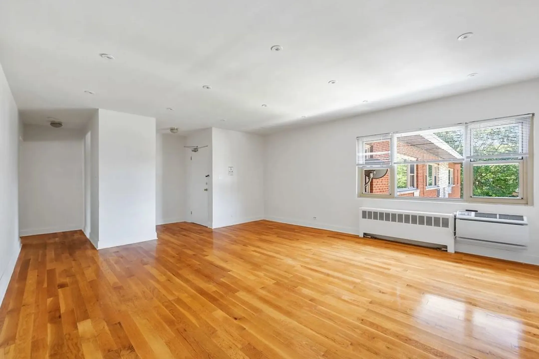 817 Seward Apartments 817 Seward St Evanston, IL Apartments for