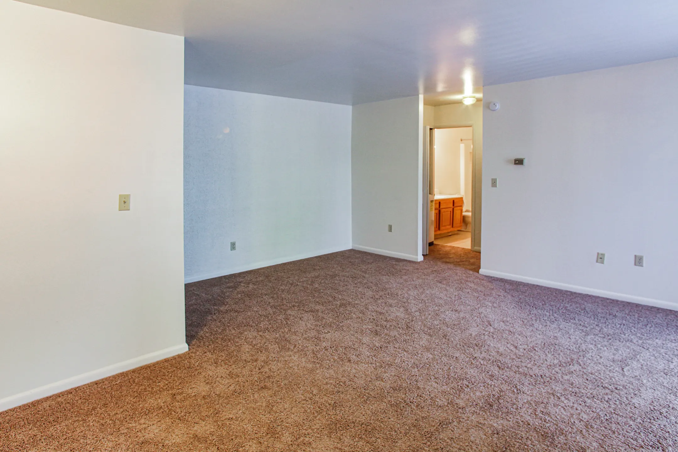 Village of Rivermoor Apartments Marietta, PA 17547