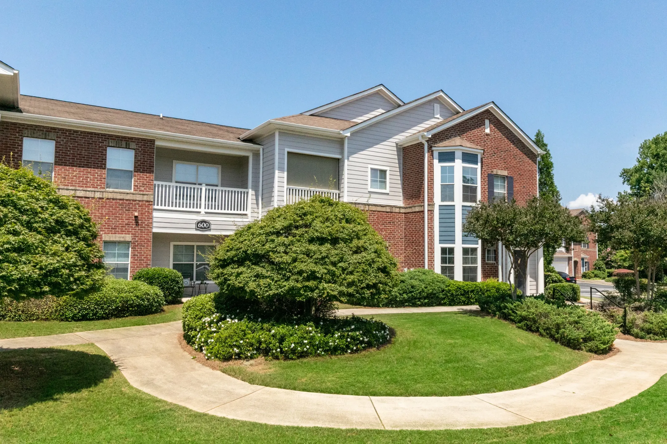 Halston South Point Apartment Homes Apartments McDonough, GA 30253