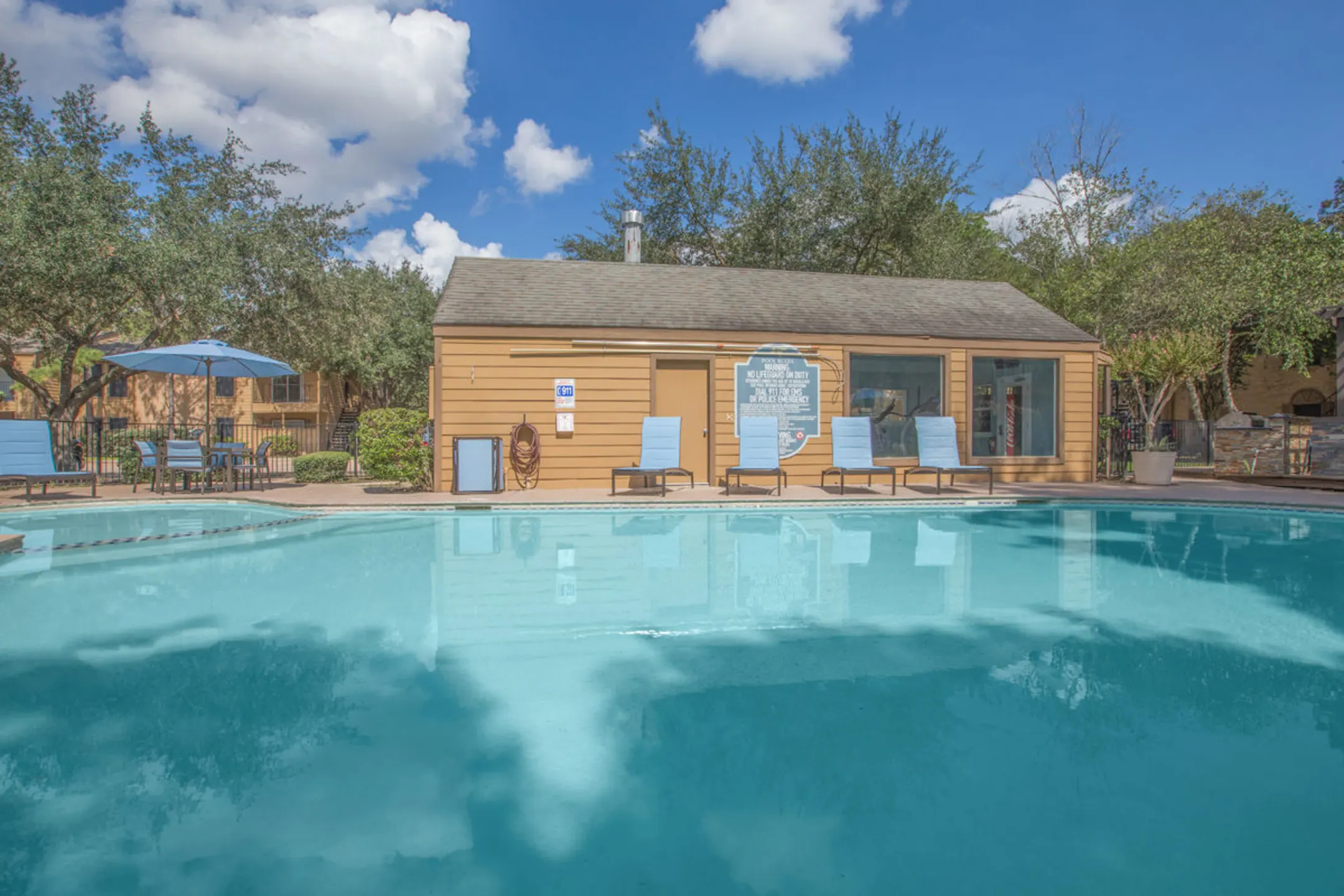 Elm Grove Apartments 2921 Sycamore Springs Dr Kingwood, TX