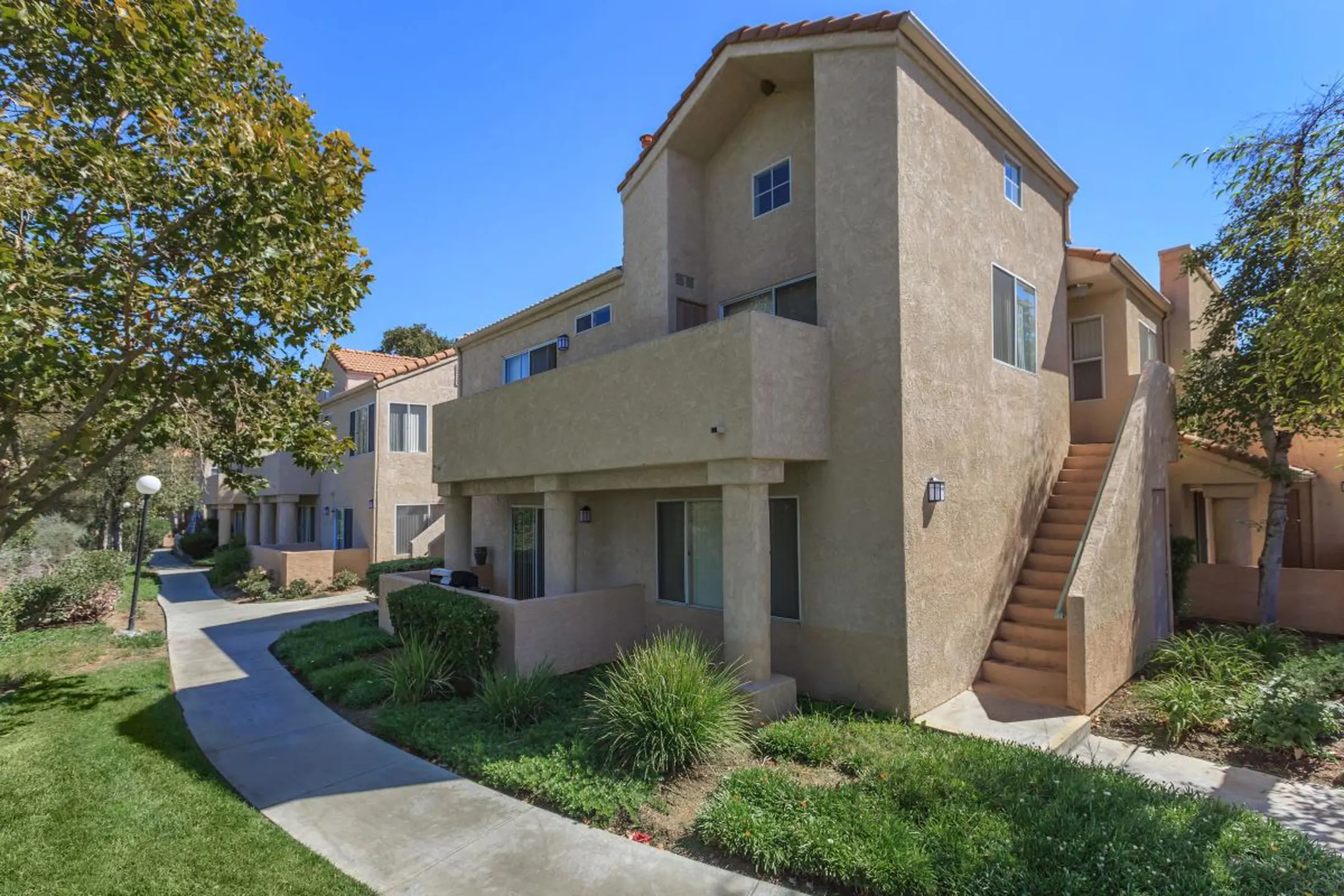 The Terrace 21311 Alder Dr Newhall, CA Apartments for Rent Rent.