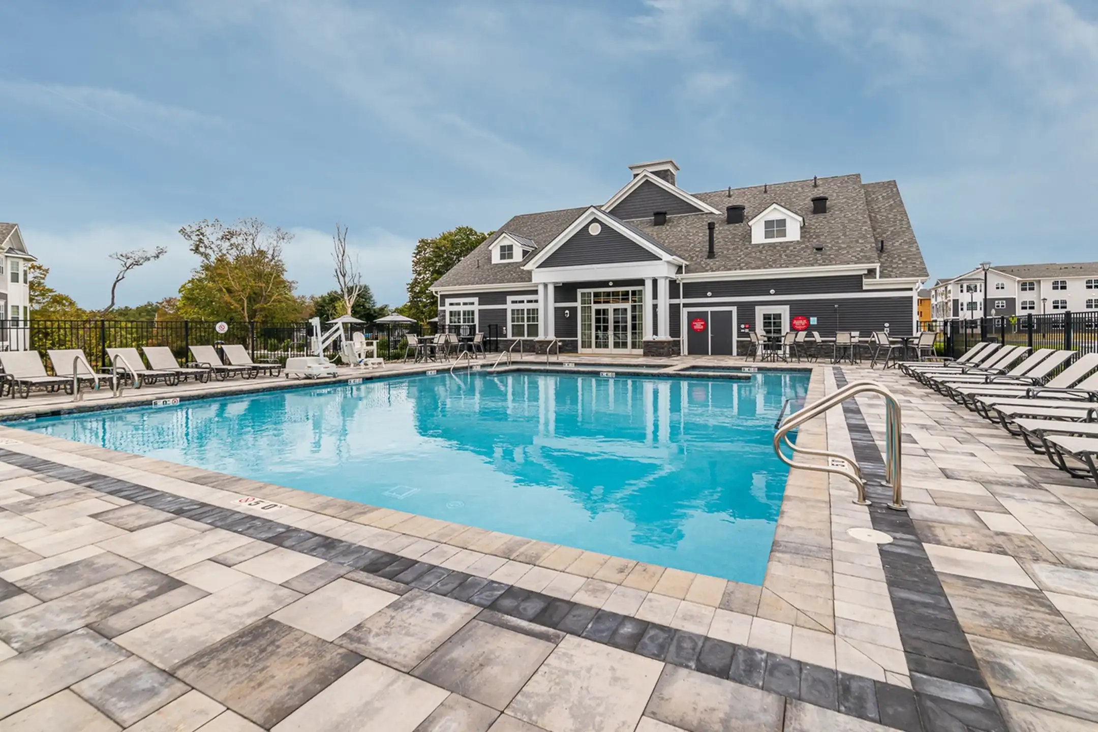 Camelot at Marlboro 98 Lukas Blvd. NJ Apartments for