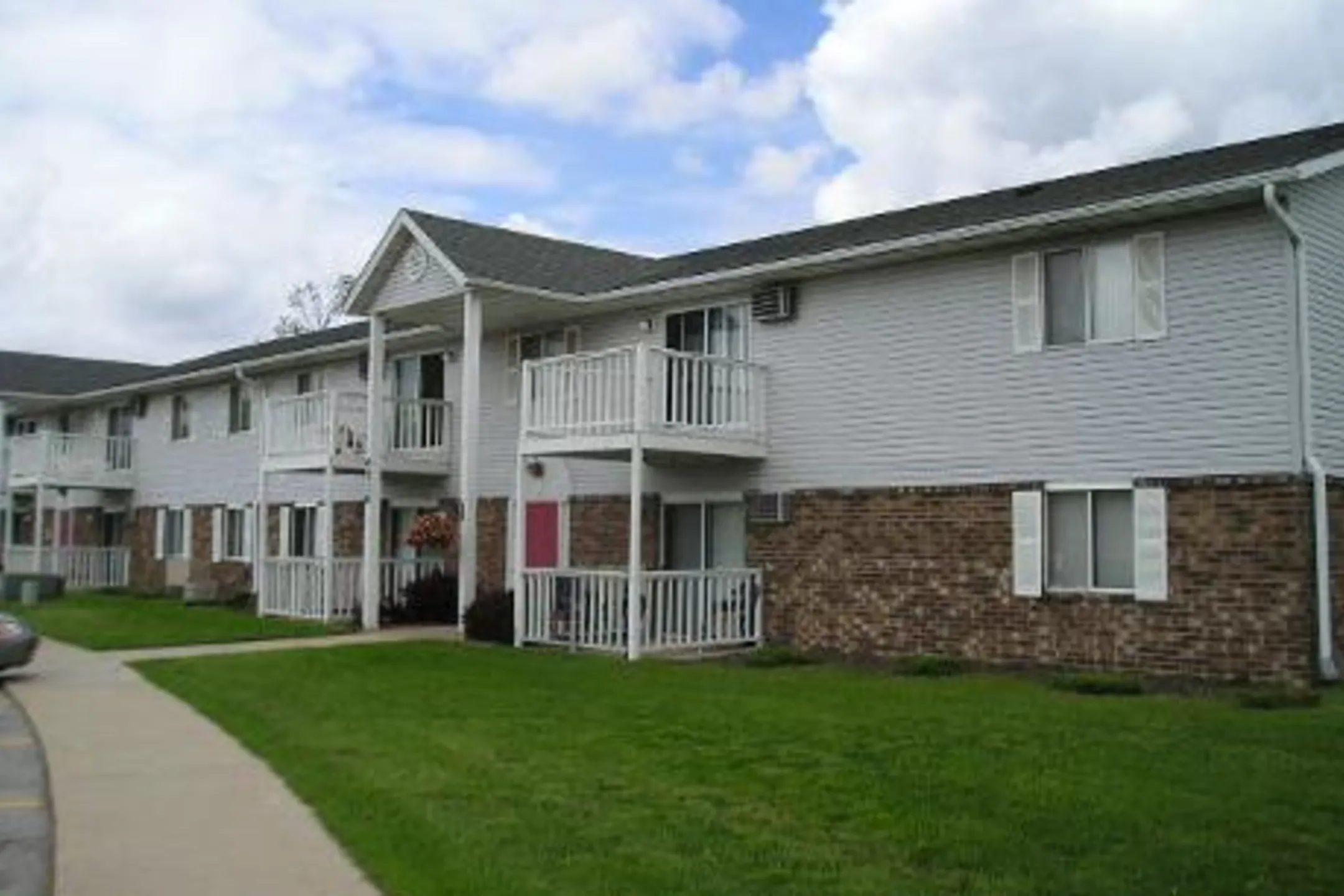 Parkwater Apartments Apartments Franklin, WI 53132