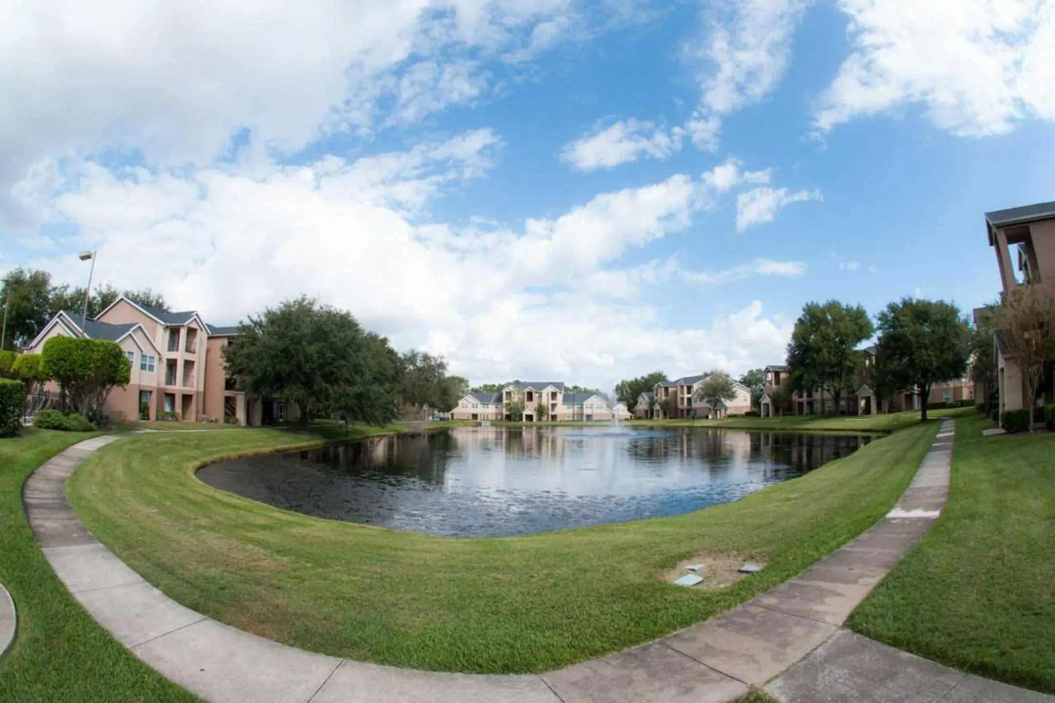 Landscaping - River Park Apartments - Orlando, FL