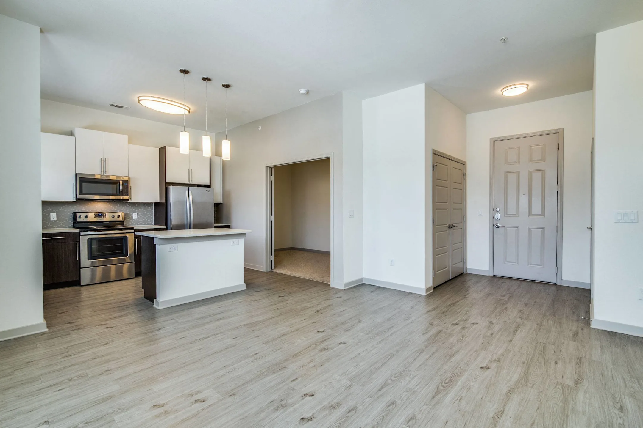 Harmony Luxury 11010 Harmony Hill Lane Rowlett, TX Apartments for