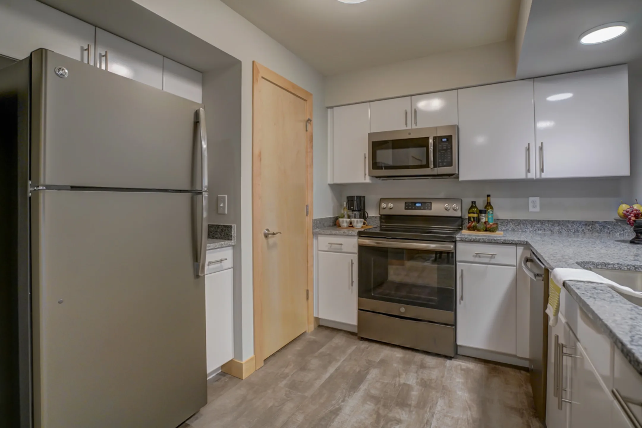Kitchen - Cherry Tree Crossing - Madison, WI