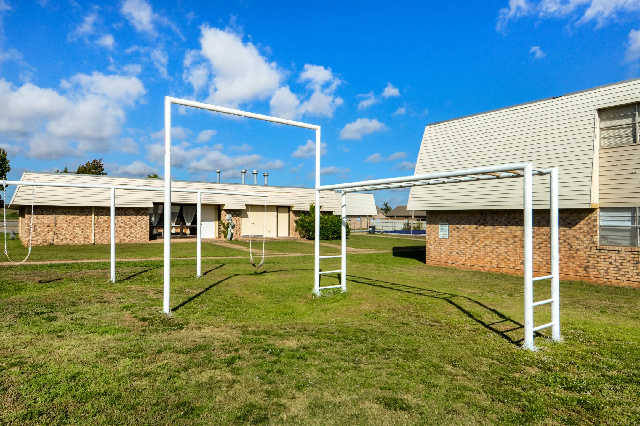 Sandpiper Apartments 100 Arrowhead Dr Pauls Valley, OK Apartments