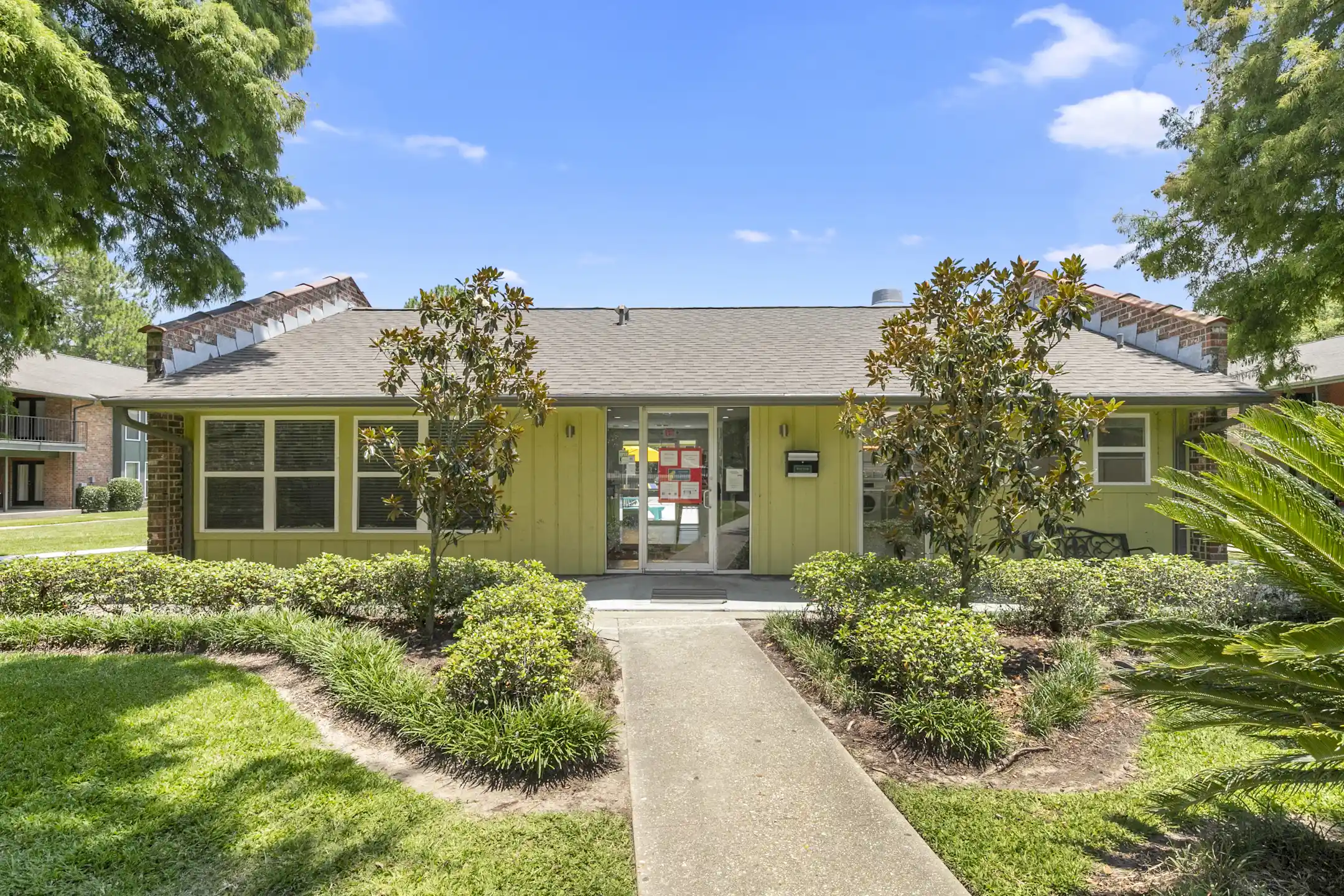 Siegen Calais 8363 Siegen Ln Baton Rouge, LA Apartments for Rent