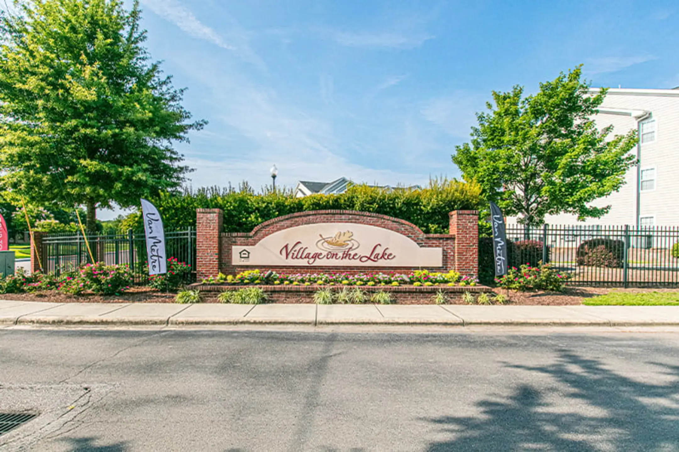 Village On The Lake 605 Village Lake Ct Spring Lake, NC Apartments