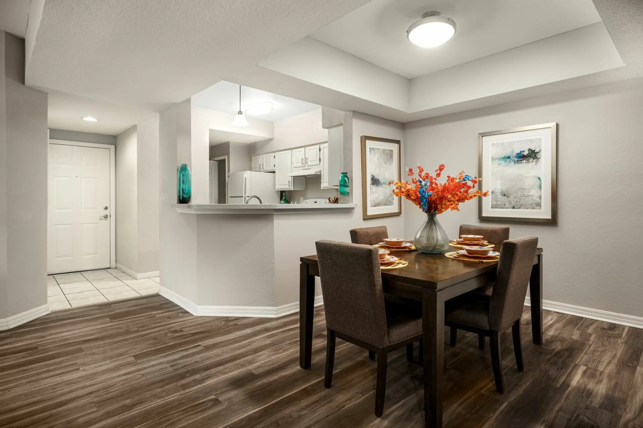 Dining Room - Oviedo Grove Apartments - Oviedo, FL