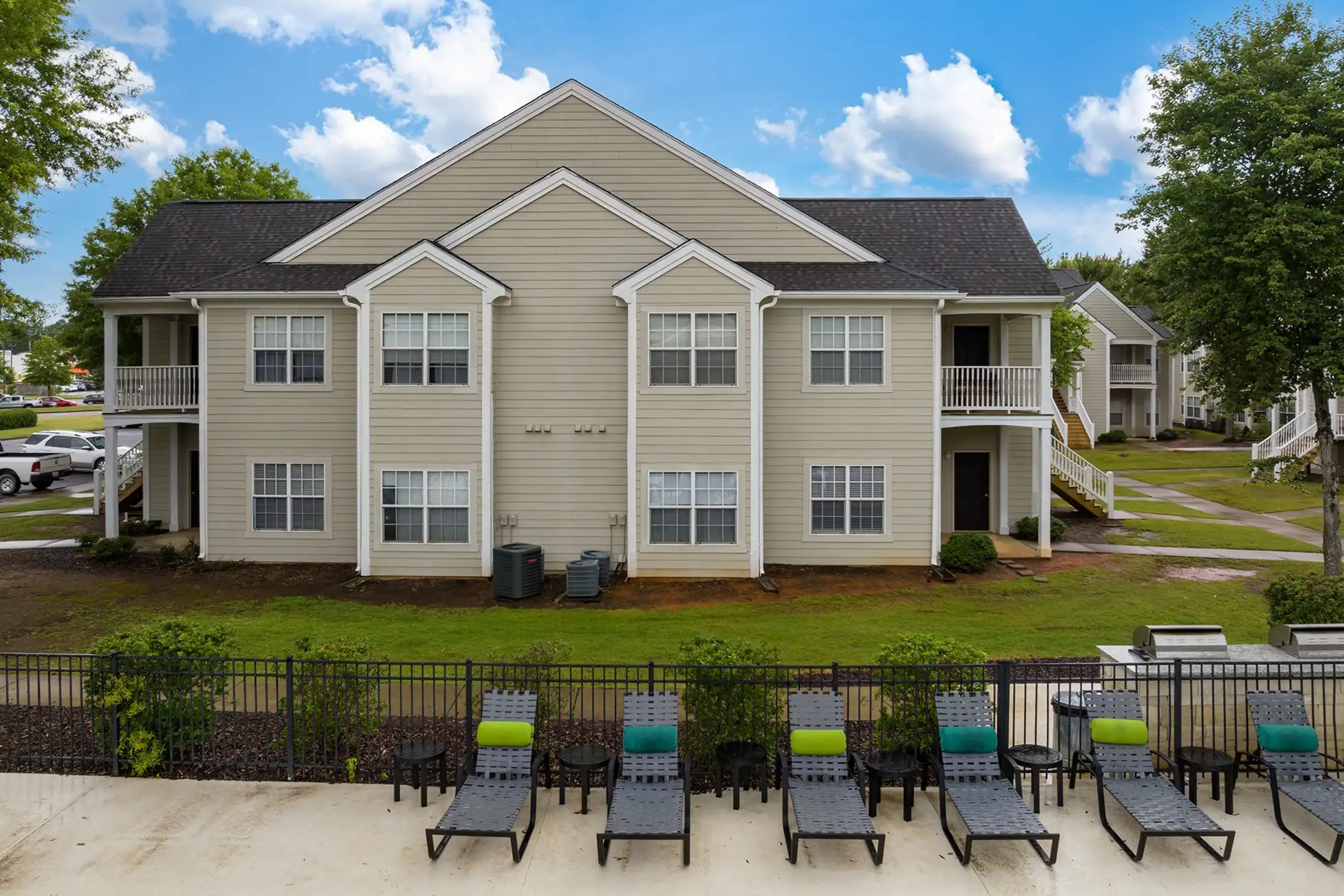 Maple Village Apartments Pell City, AL 35128