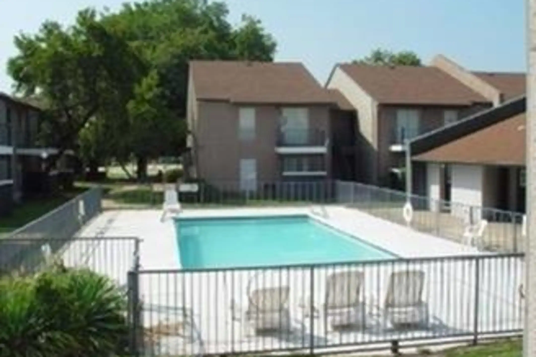 Pool - Brook Field - Tulsa, OK