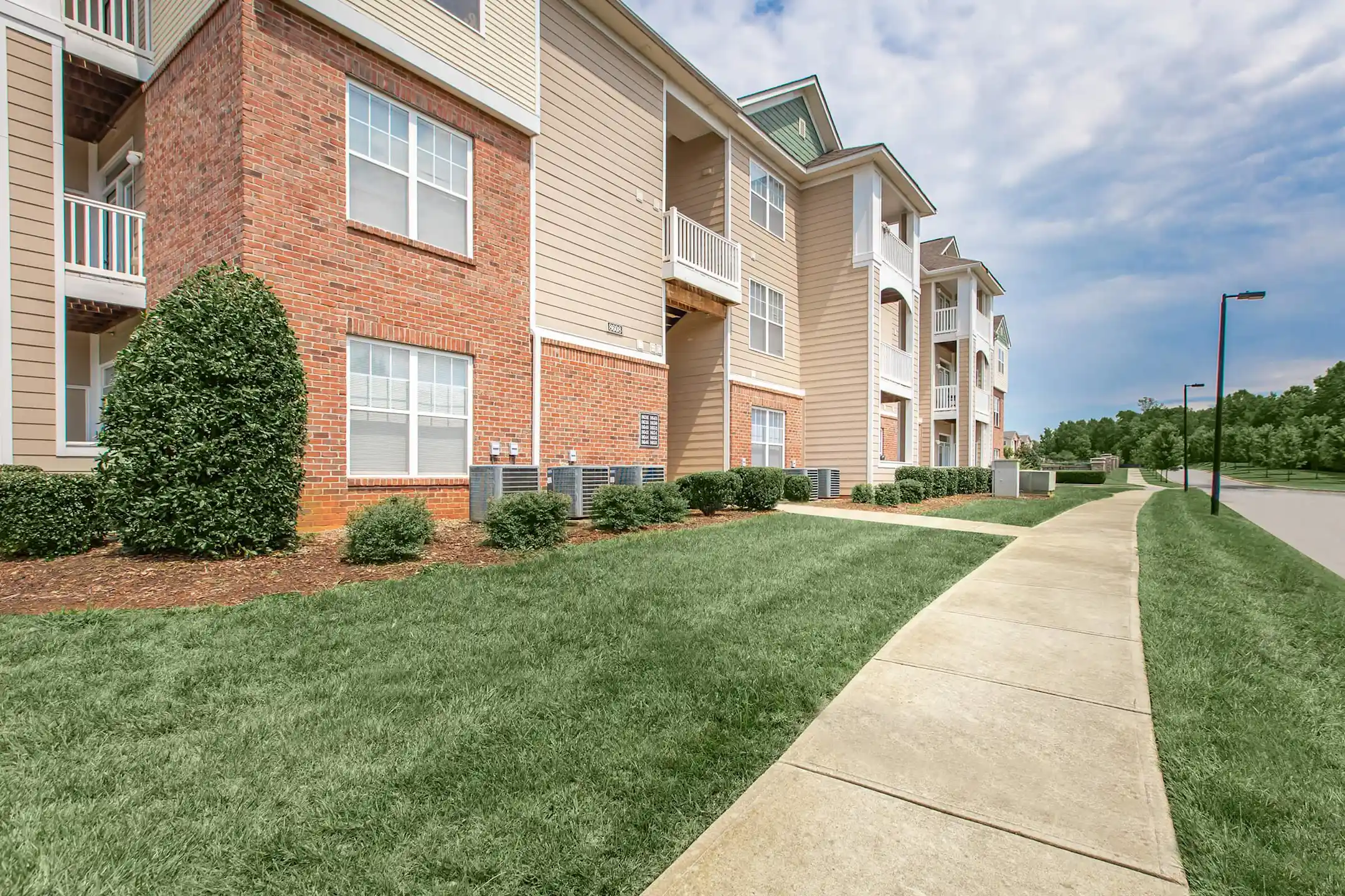 Heather Ridge Apartments Charlotte, NC 28213