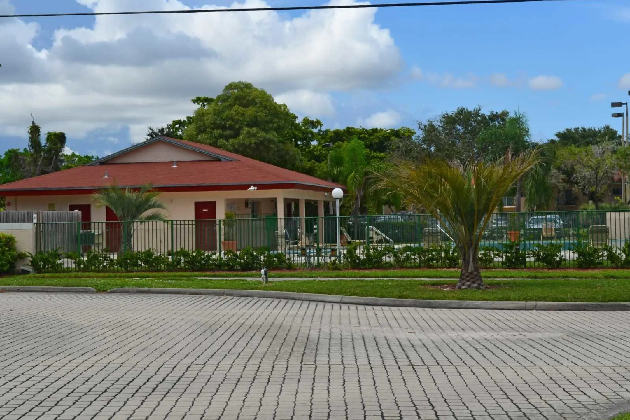 Clubhouse - Palm Island Club - Tamarac, FL