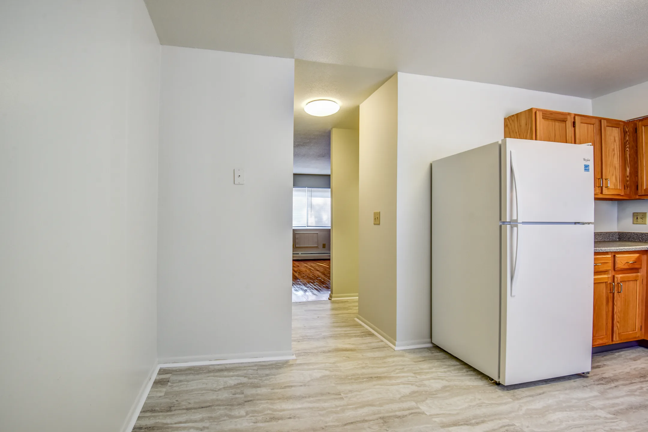 Willowcrest Apartment 352 Newfield St Middletown, CT Apartments for