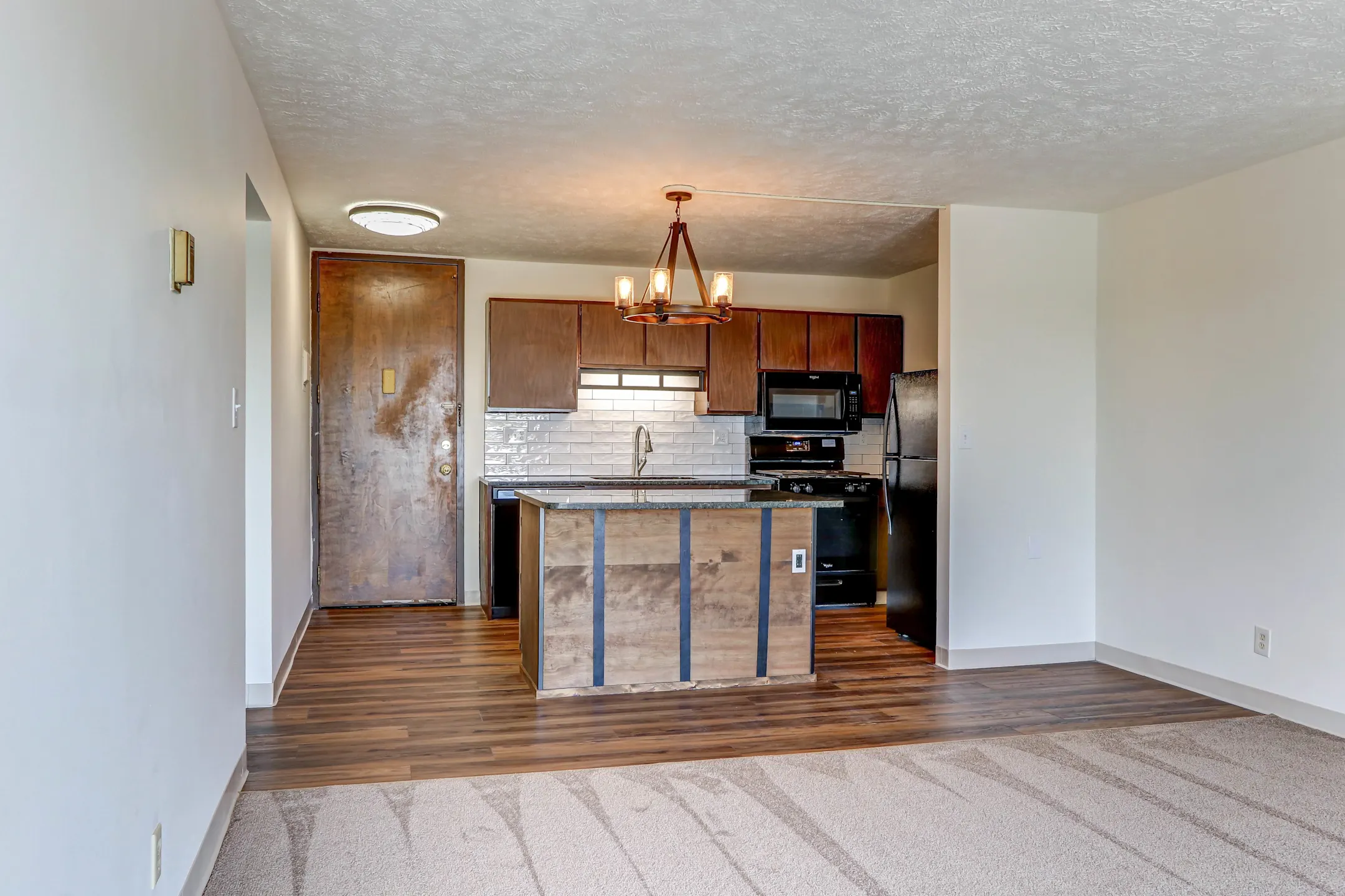 Highland Square Apartments Akron, OH 44303