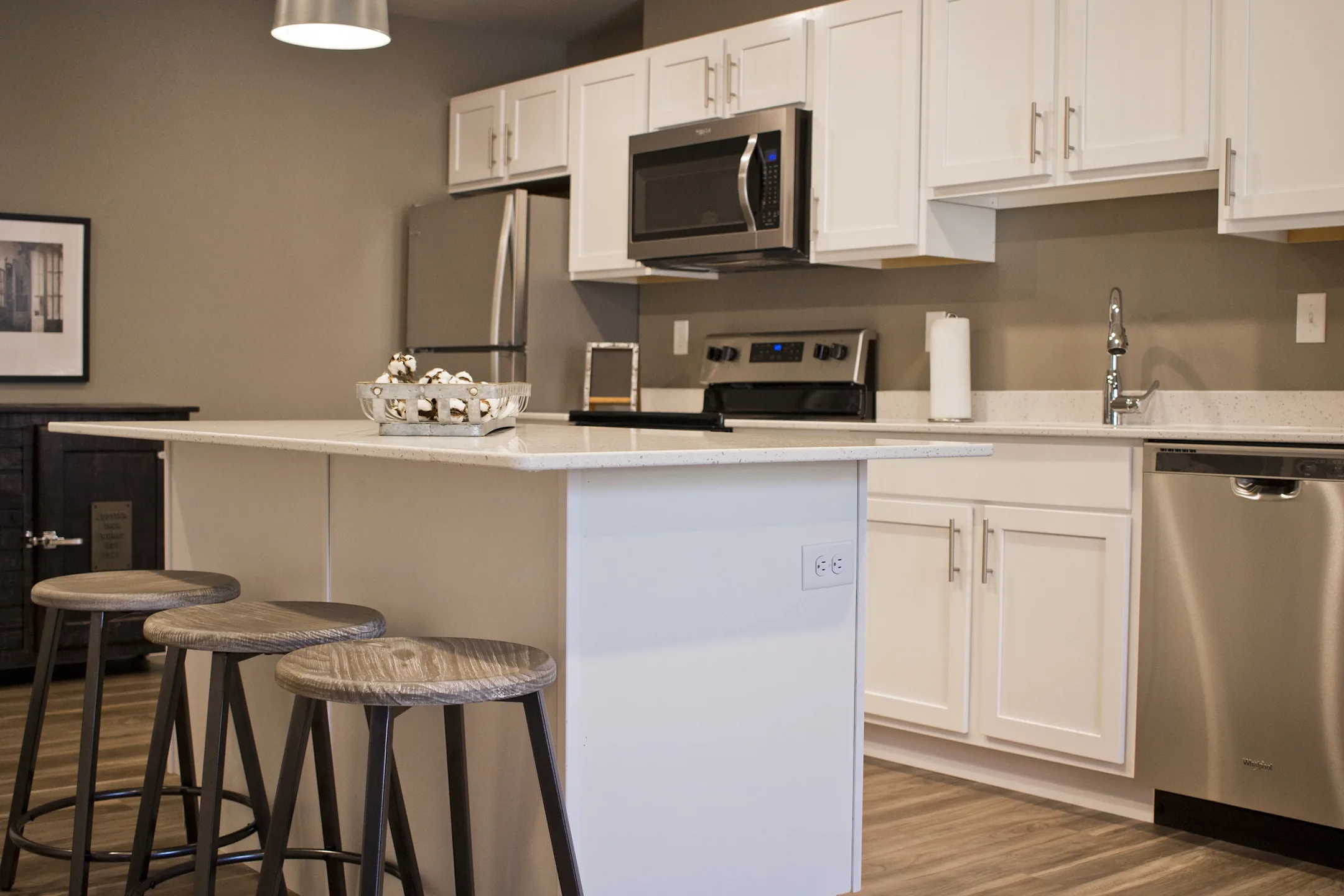 Kitchen - 29 West Apartments - Fargo, ND