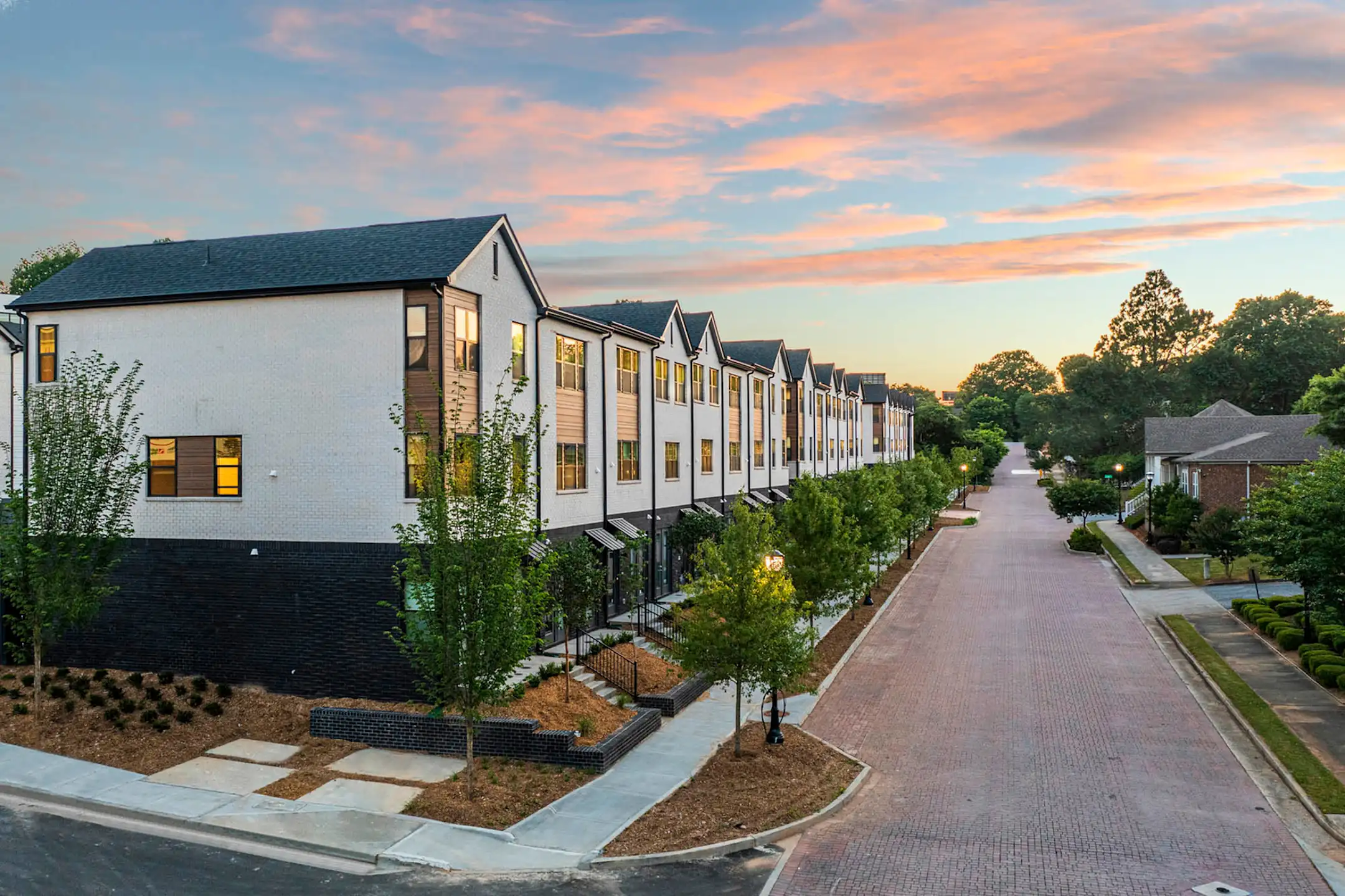 The Maverick Townhomes - Atlanta, GA
