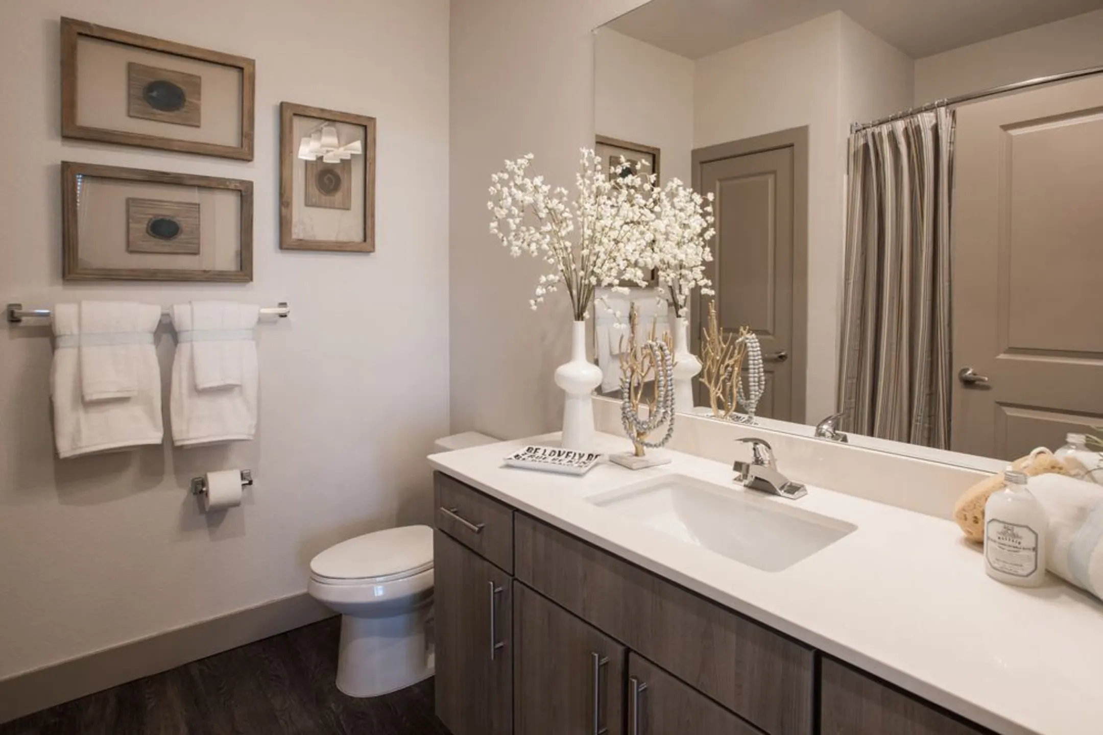 Avalon Southlands 6855 S Langdale St Aurora, CO Apartments for Rent