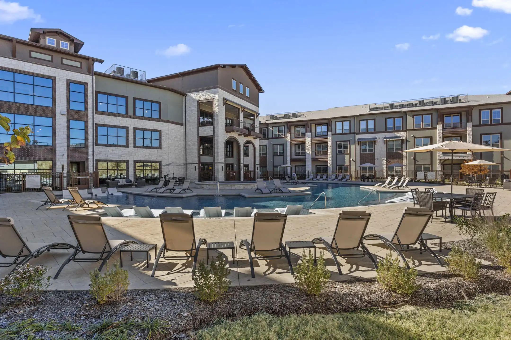 Olympus Hudson Oaks Apartments Hudson Oaks, TX 76087