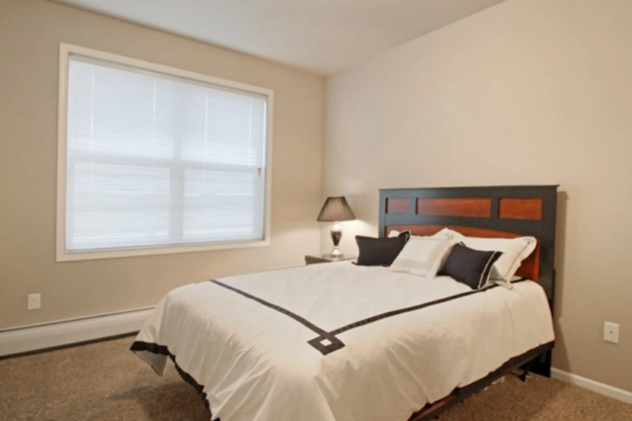 Brookledge Apartments Watford City, ND 58854