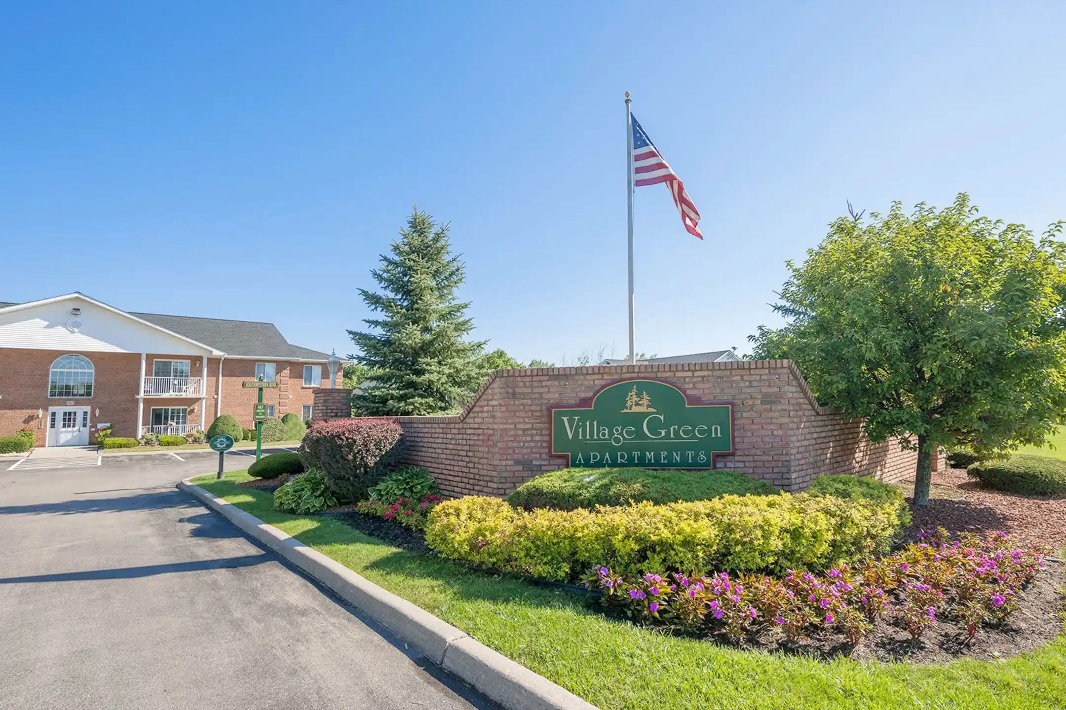 Village Green Apartments 1420 Southwestern Blvd West Seneca, NY