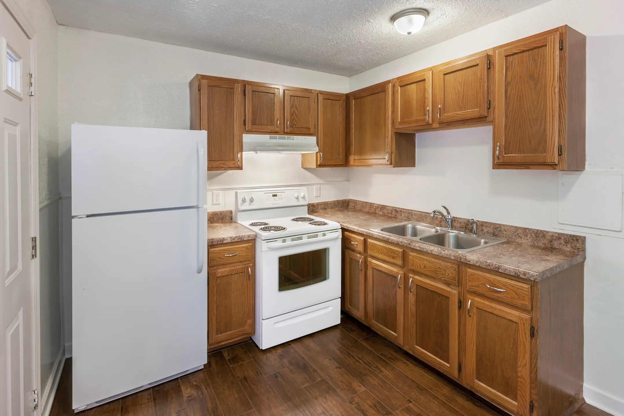 English Village Apartments 1 Jennifer Dr Gansevoort, NY Apartments