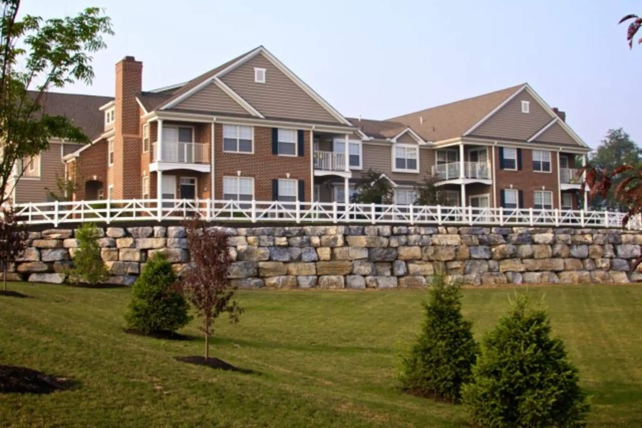 The Crest At Elm Tree Apartments Mount Joy, PA 17552