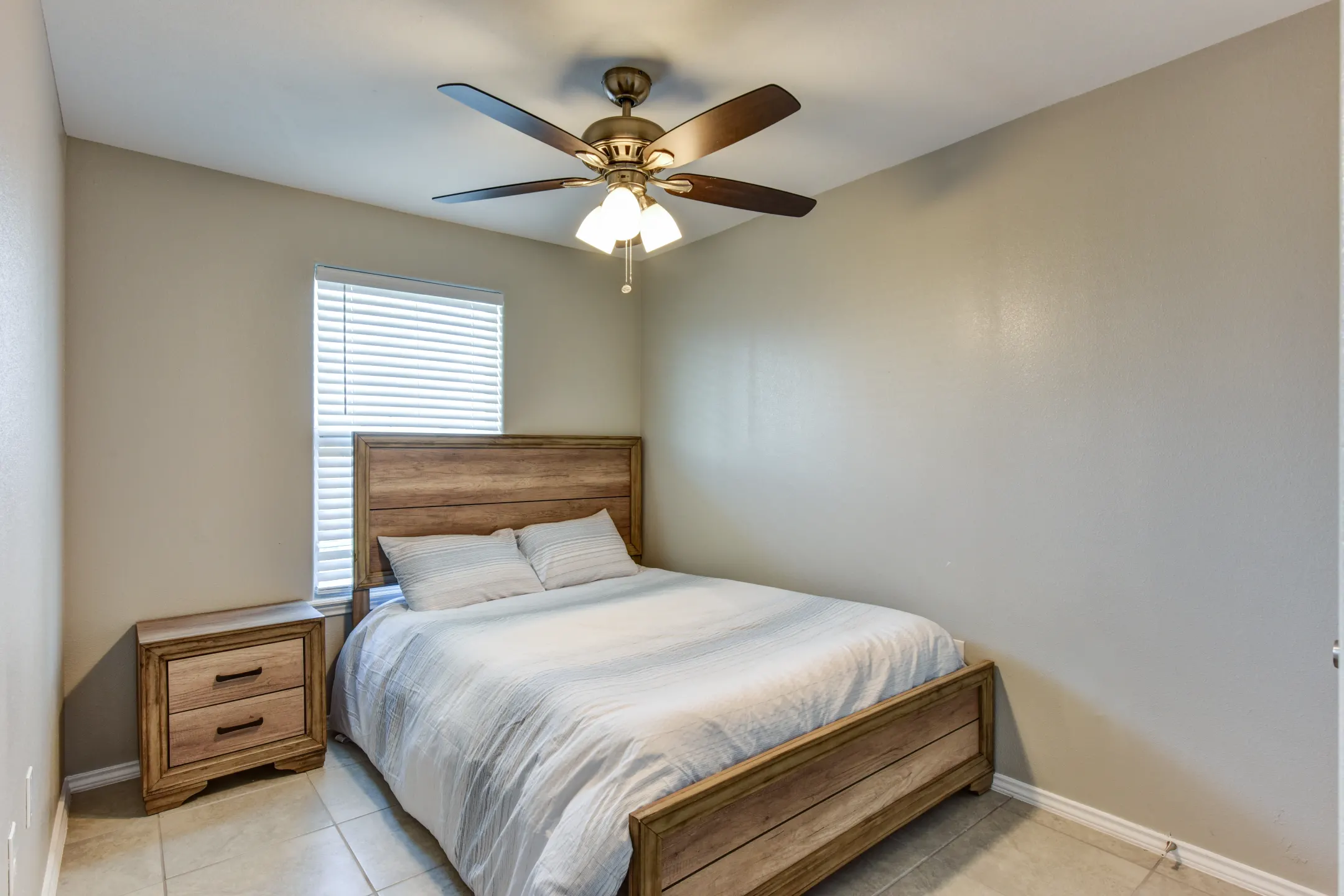 Bedroom - Bay Shore Apartments - Aransas Pass, TX