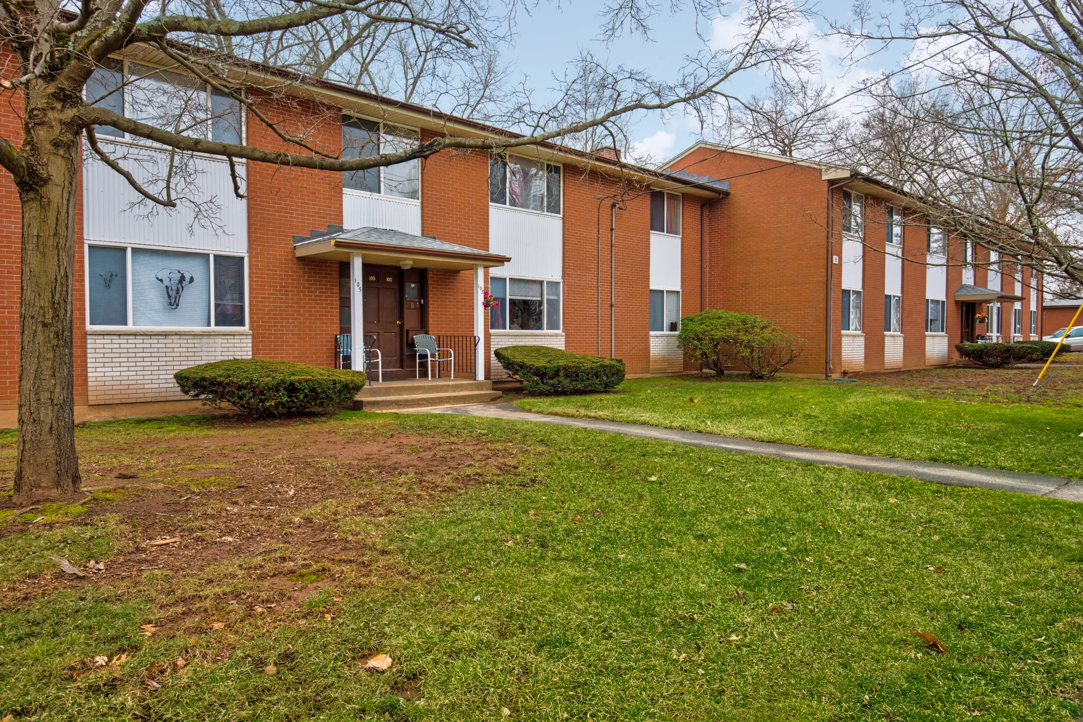 Crestwood Park I Senior Apts 100 Stoddard Dr Meriden, CT Apartments