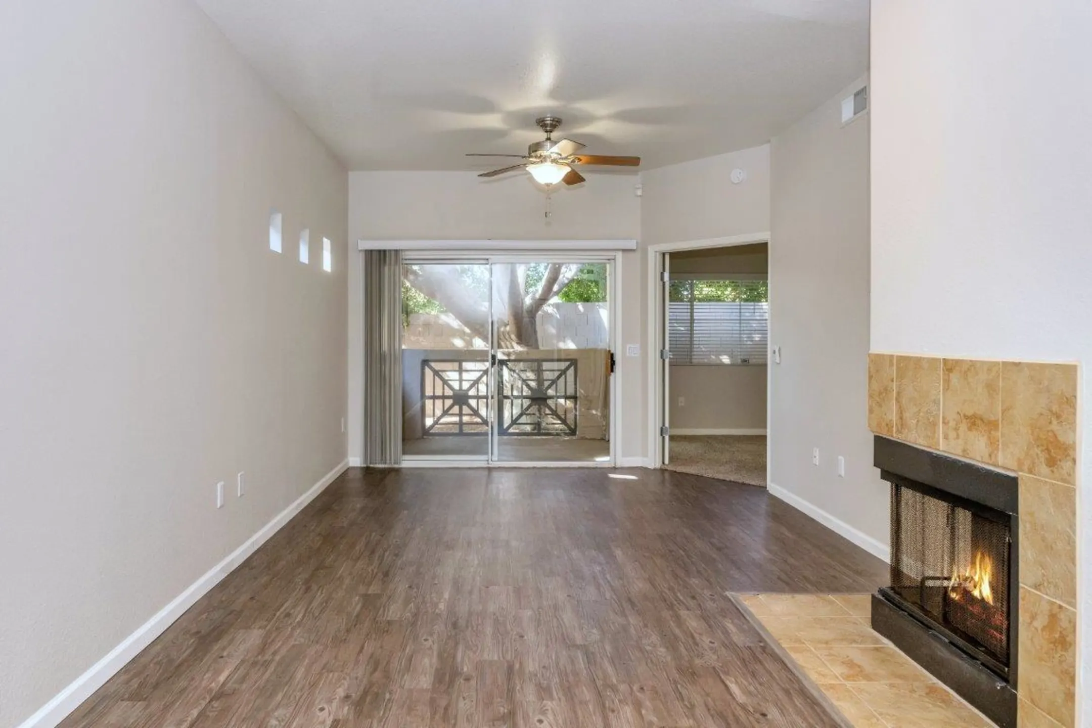 The Townhomes At Biltmore - Phoenix, AZ