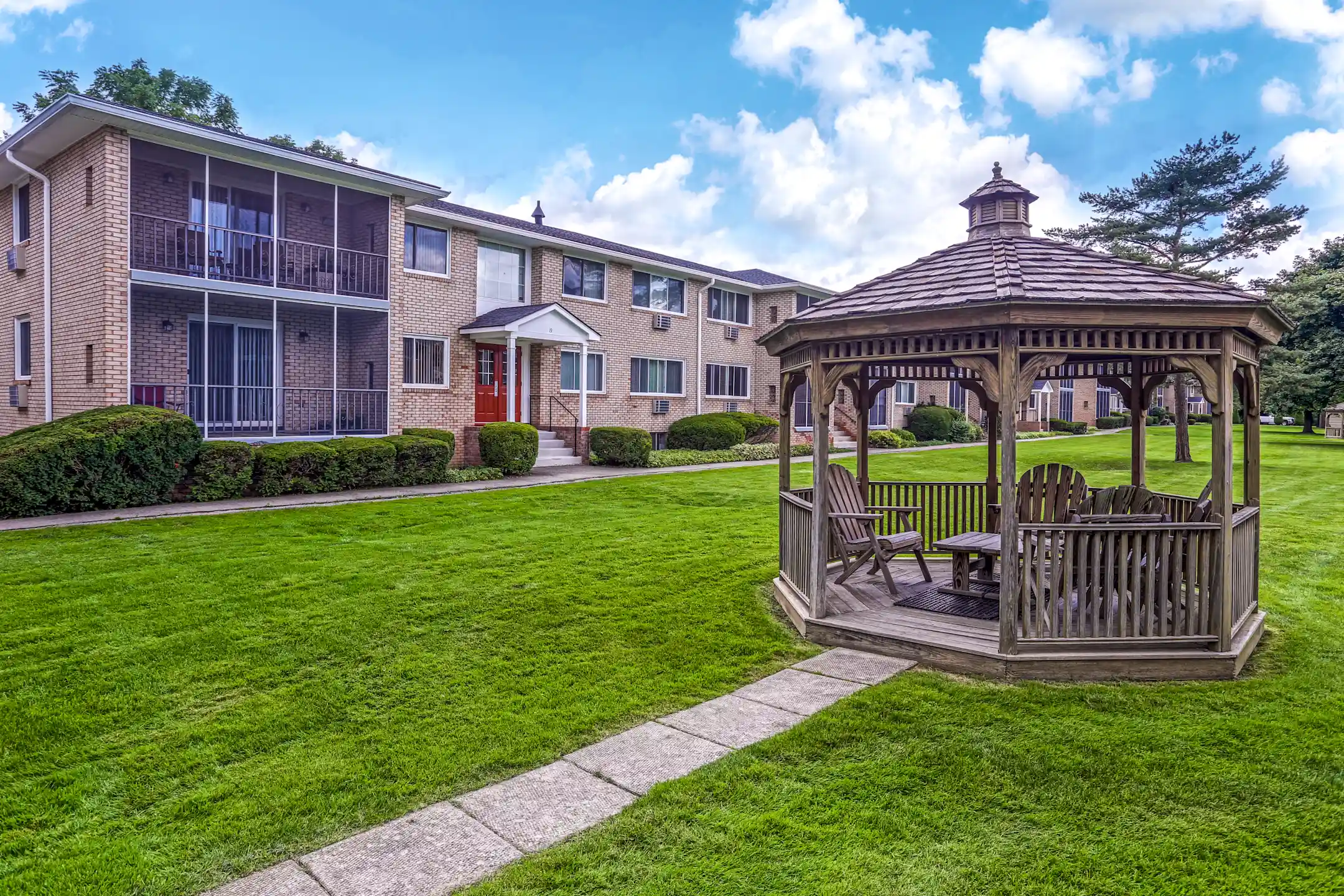 Clover Park Apartments Apartments Rochester, NY 14618