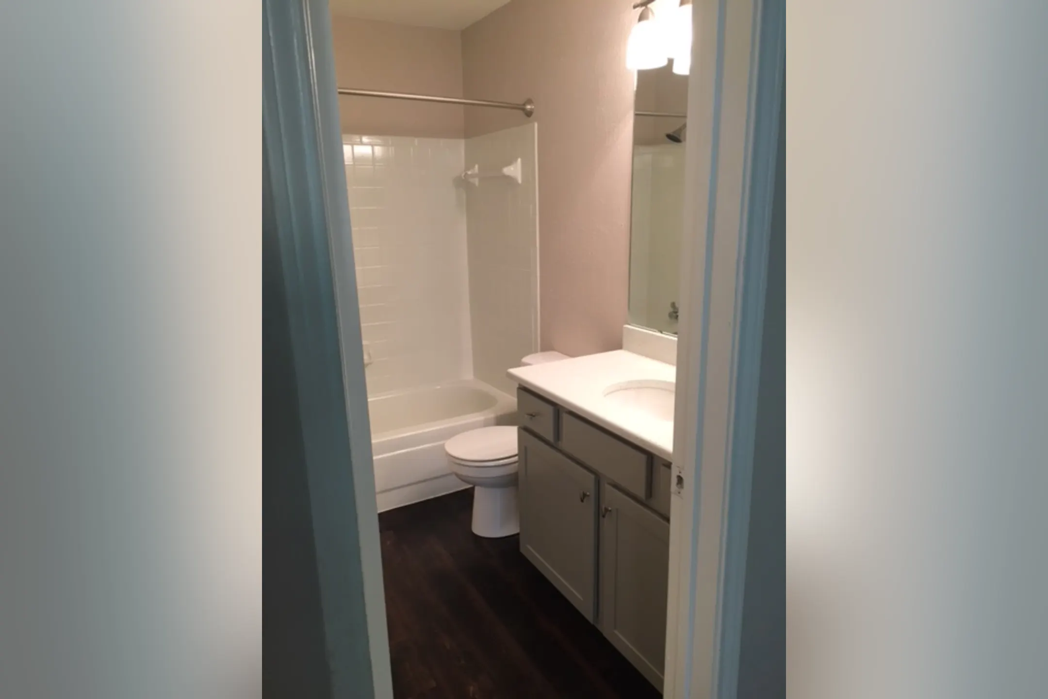 Remington Apartments Westlake, OH 44145