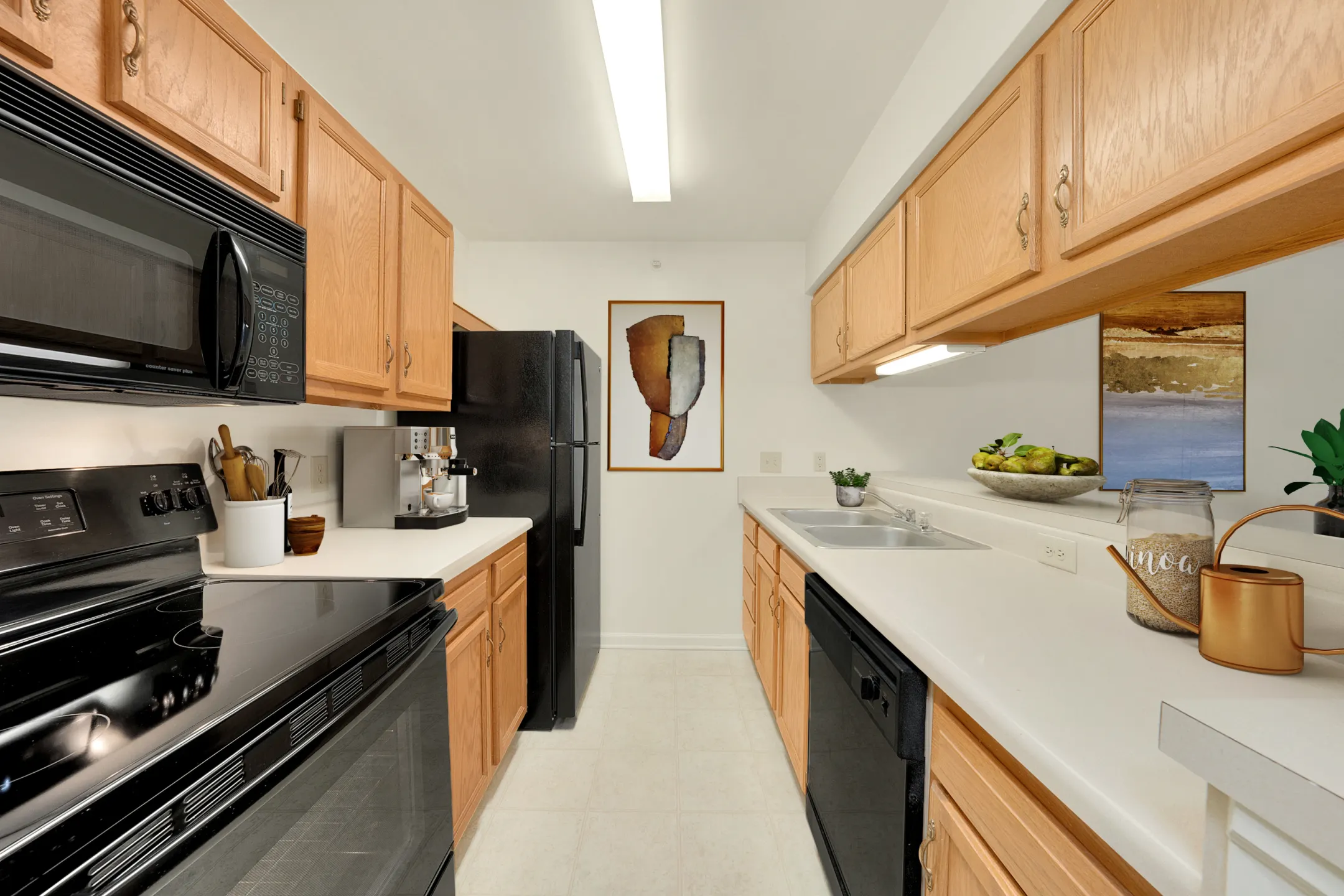Kitchen - WaterFront Apartments - Virginia Beach, VA