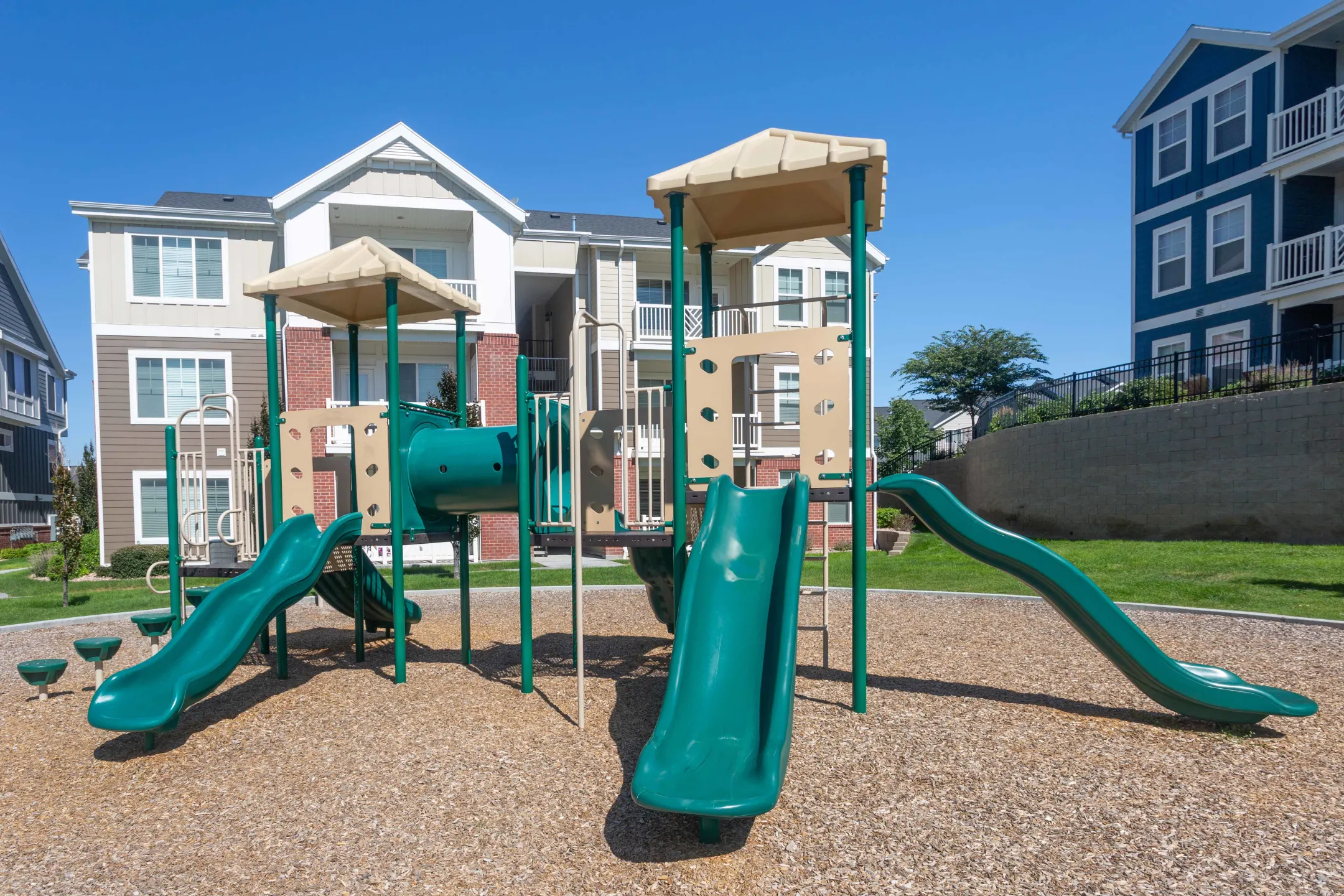 Cresthaven Apartments Lehi, UT 84043