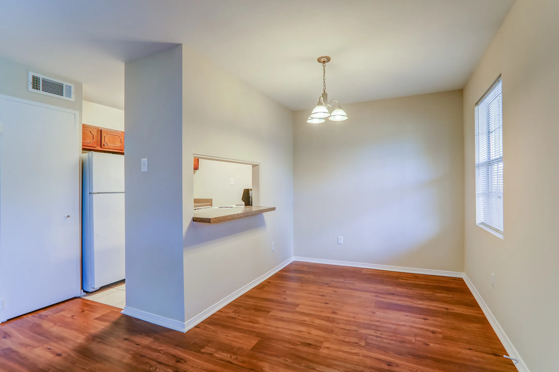 The Colonial Manor Apartments Apartments New Orleans, LA 70123