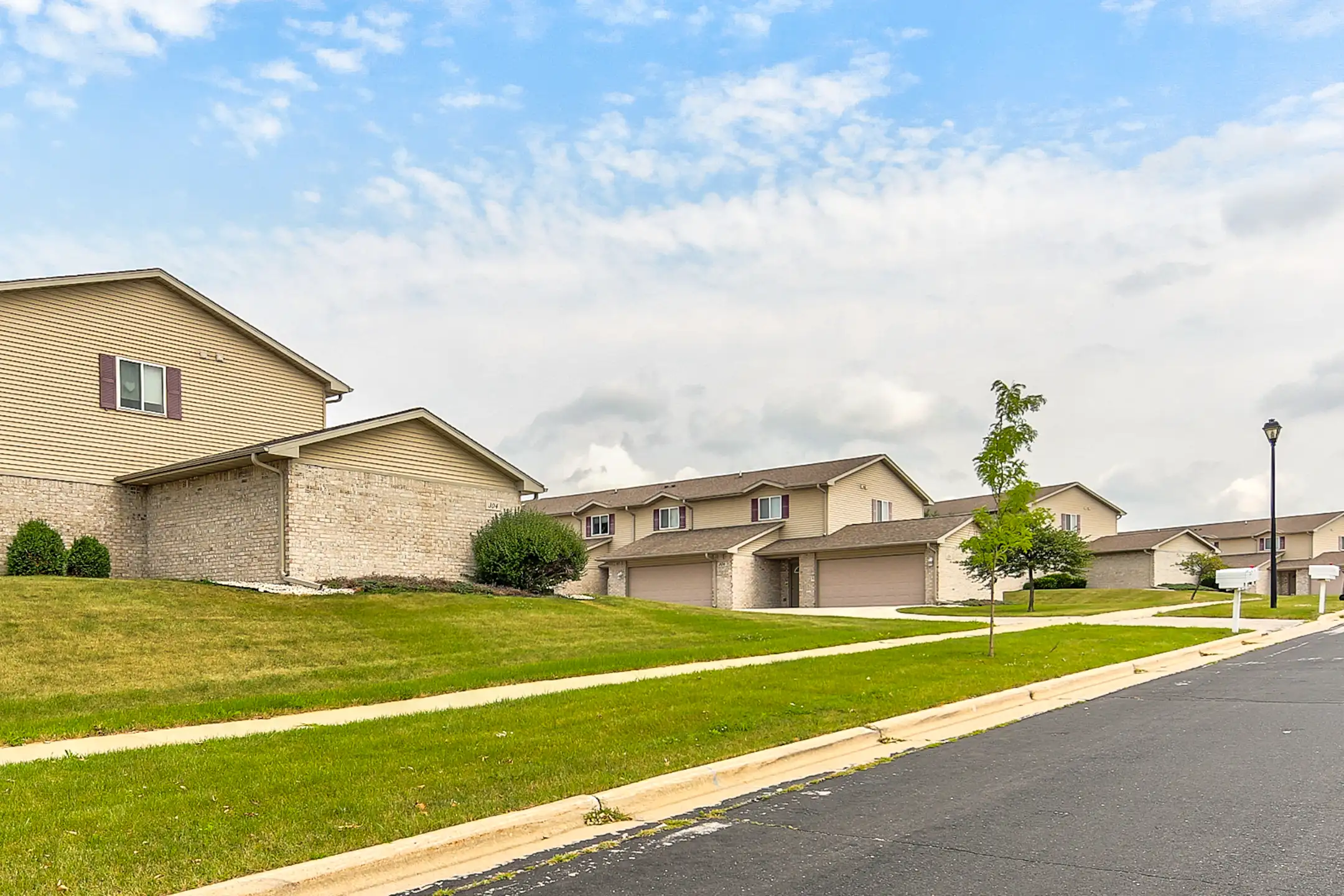 Audubon Park Apartments and Townhouses 201 Air Park Dr Watertown