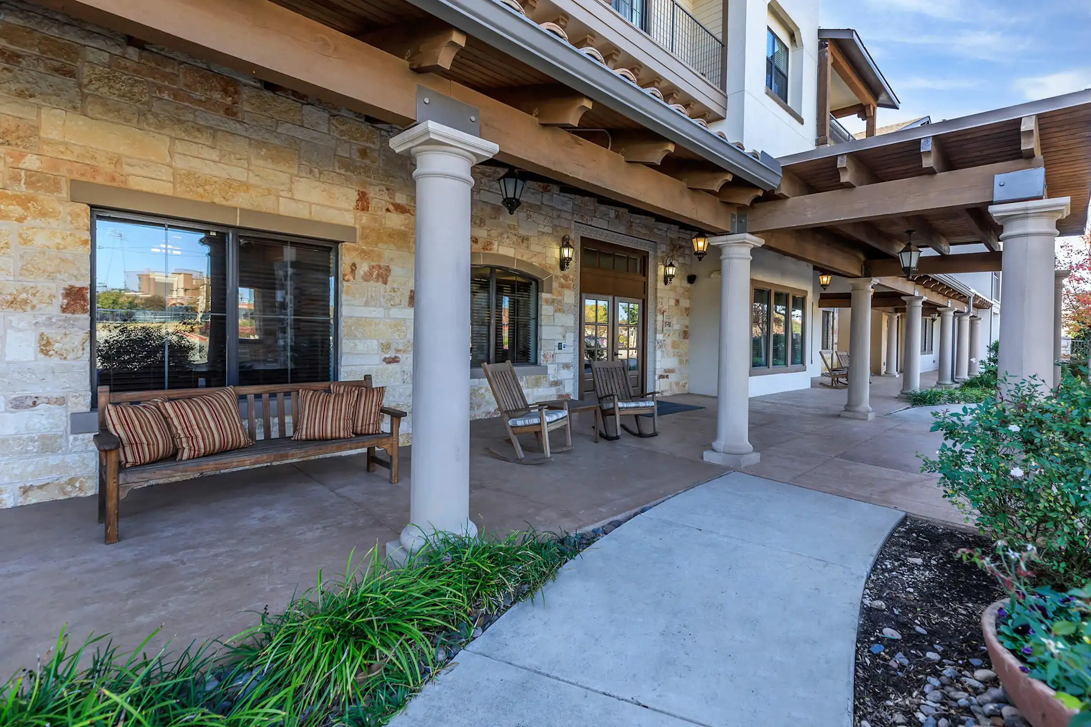 Mariposa at Elk Drive 55+ Apartment Homes 155 Elk Dr Burleson, TX