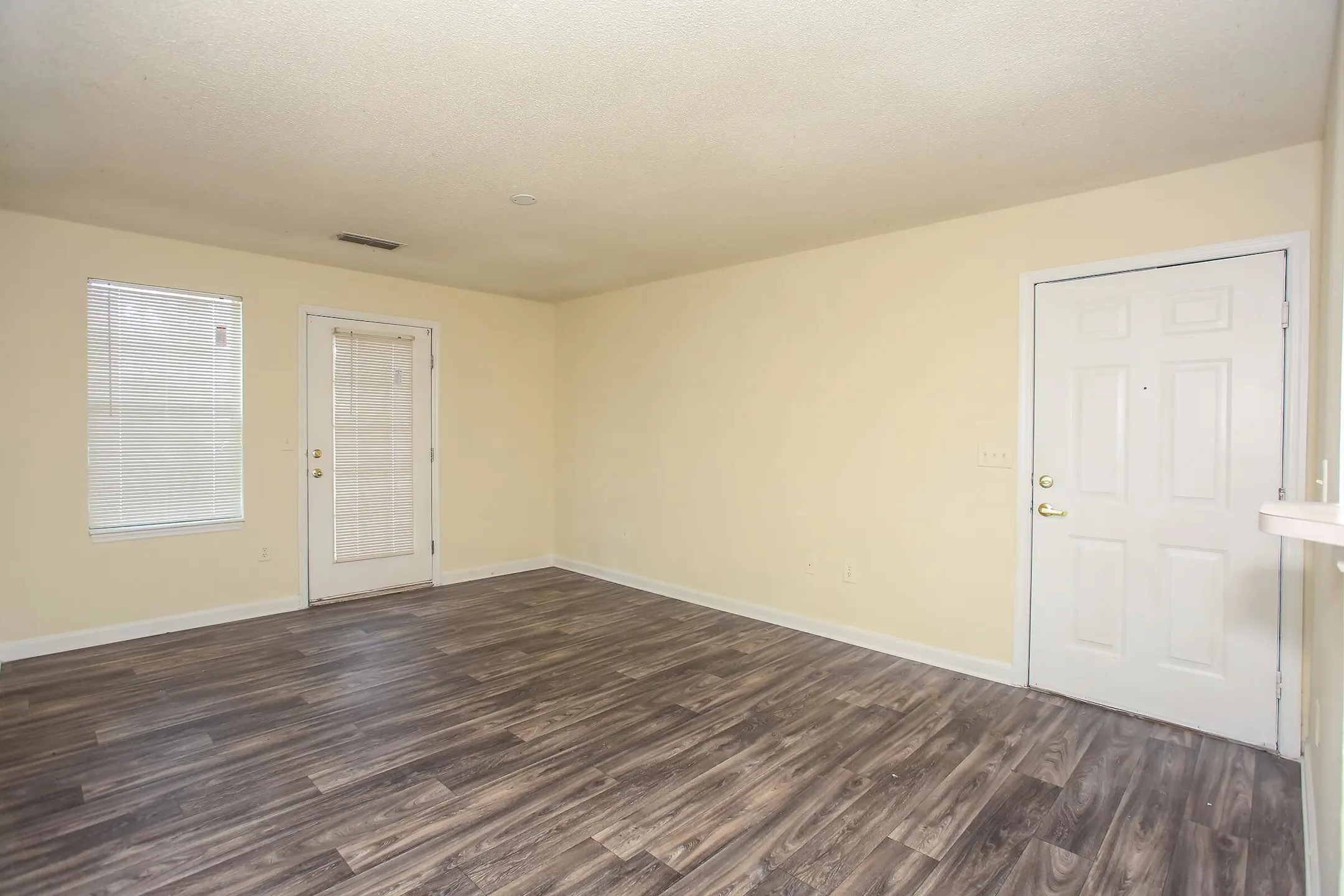 Hillside Square Apartments Gainesville, GA 30504