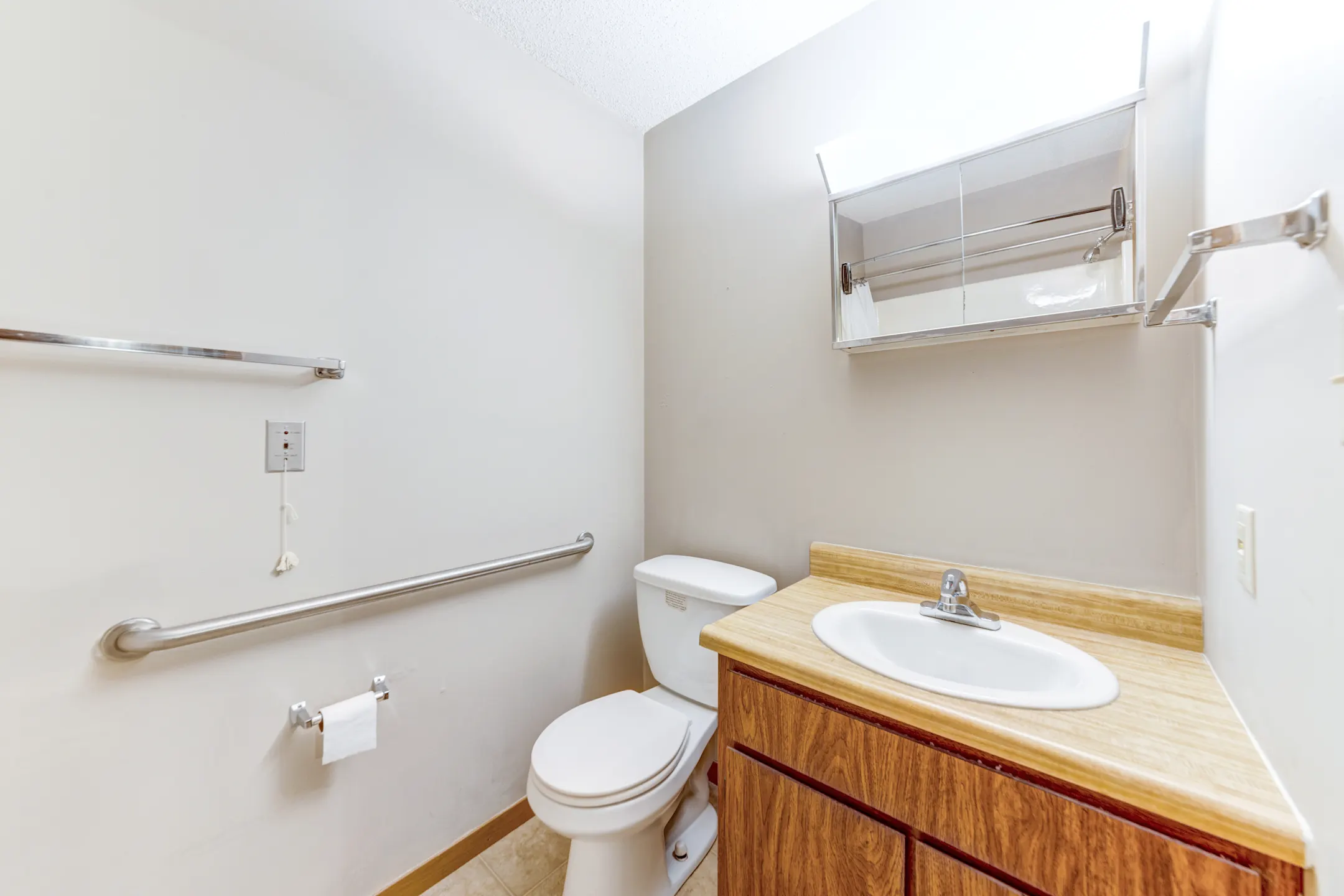 Village Apartments of Hillsboro Senior Apartments Hillsboro, IL 62049