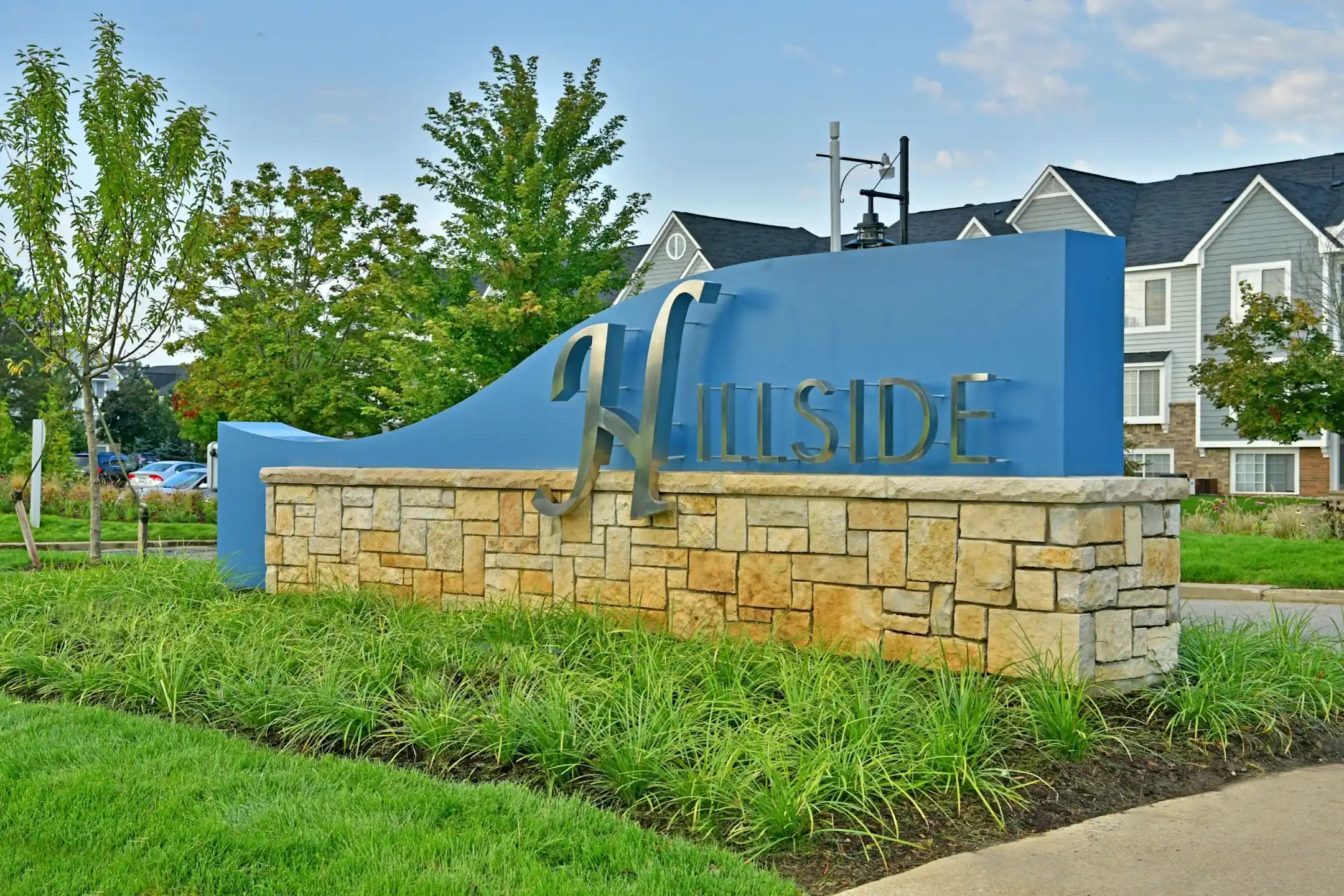 Hillside Apartments Apartments Wixom, MI 48393