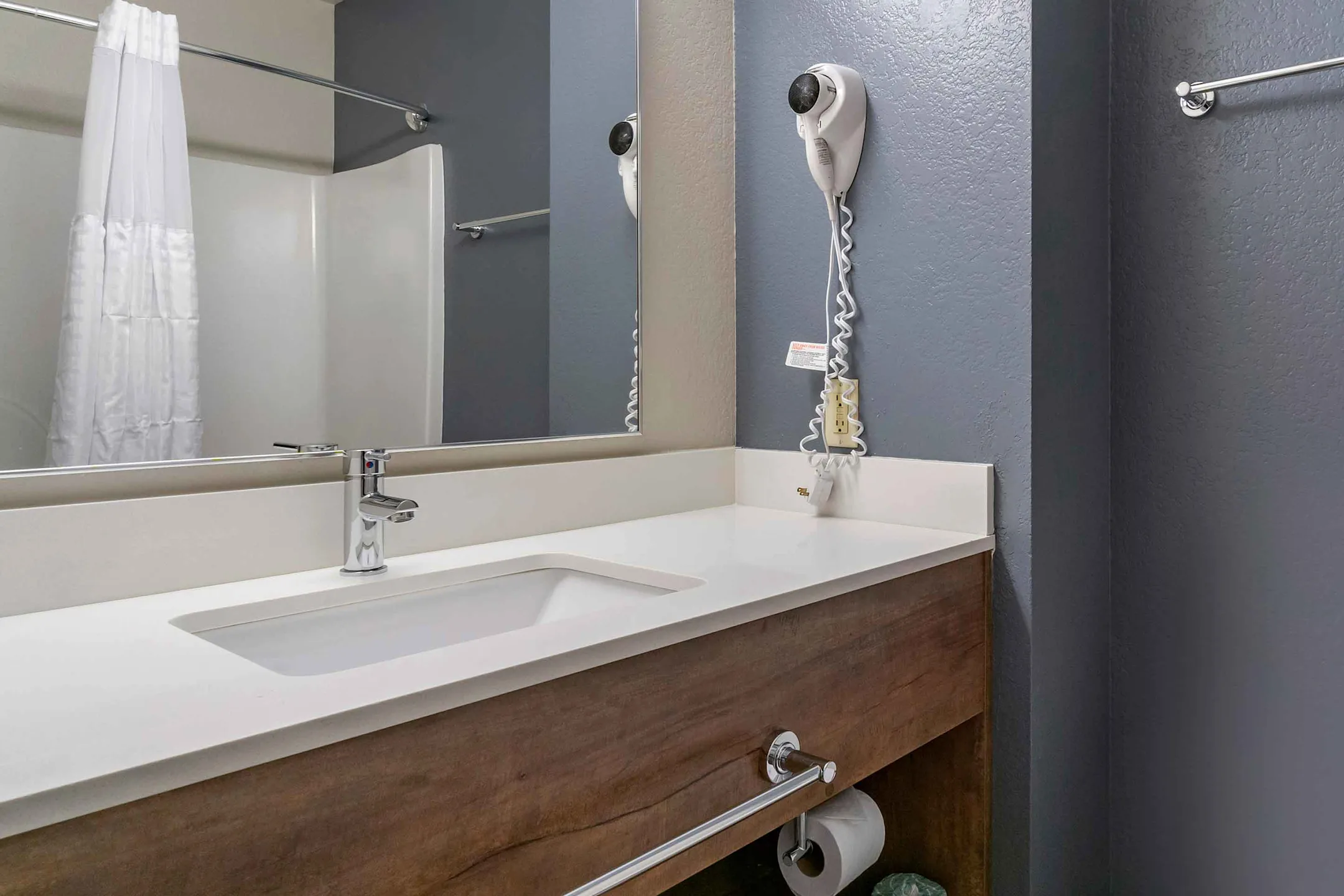 Bathroom - Furnished Studio - San Jose - Airport - San Jose, CA