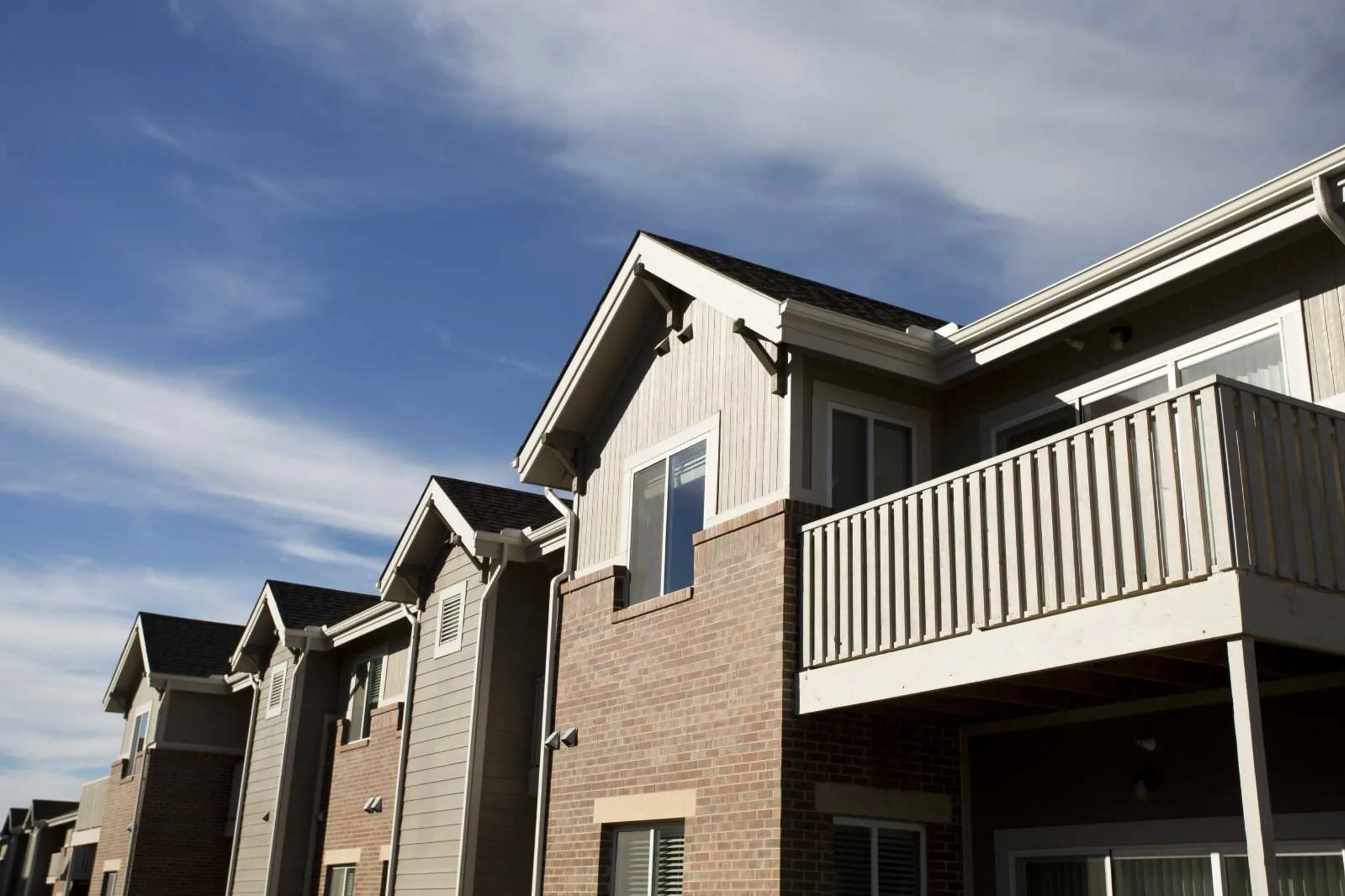 SunSTONE Apartment Homes at Fox Ridge - Wichita, KS