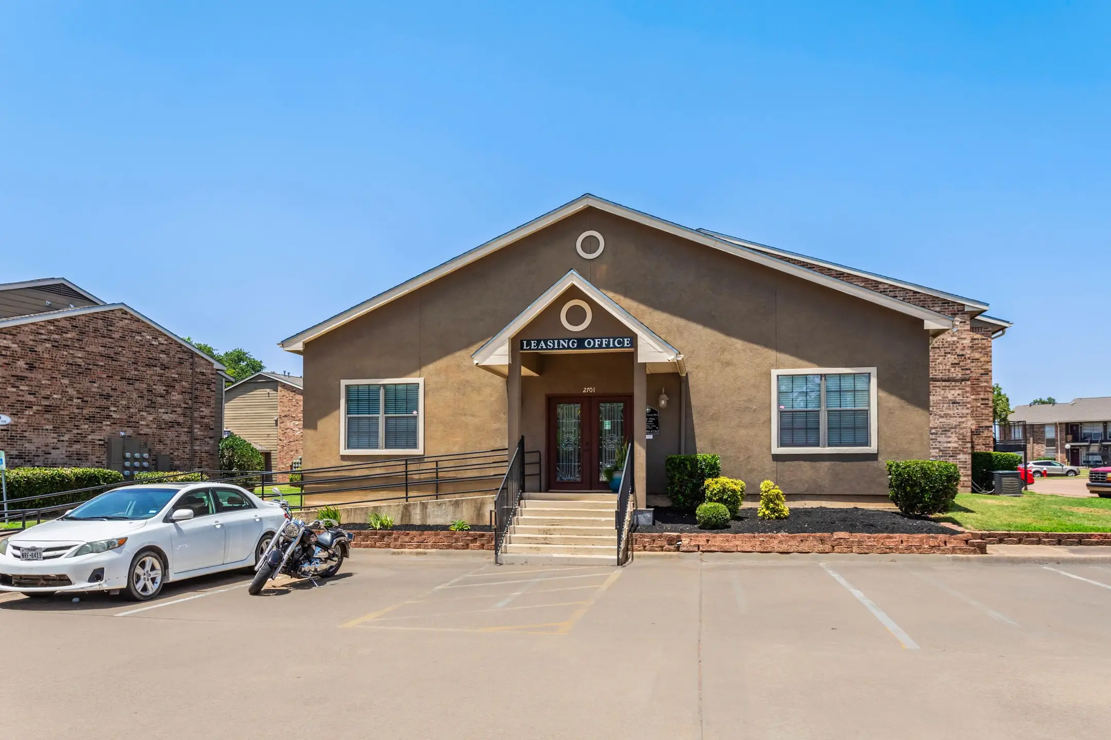 Pepper Tree Apartments 2701 Longmire Dr College Station, TX